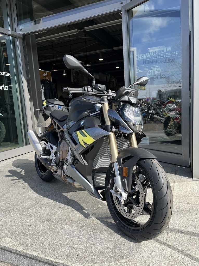 BMW Motorrad - S 1000 R