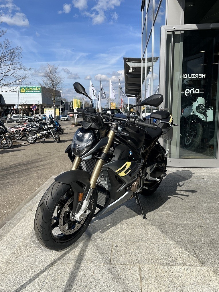 BMW Motorrad - S 1000 R