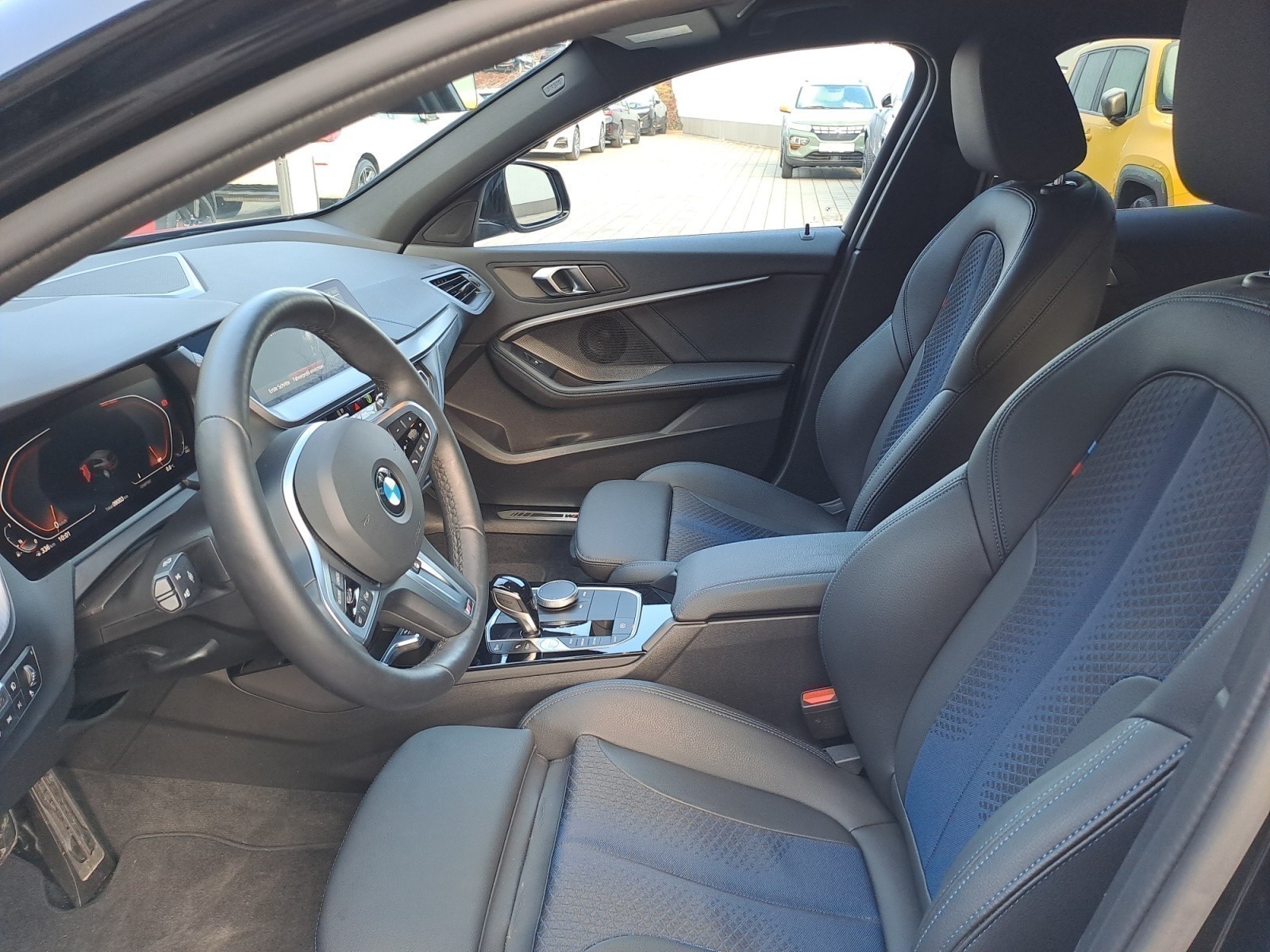 BMW - 118i M Sport