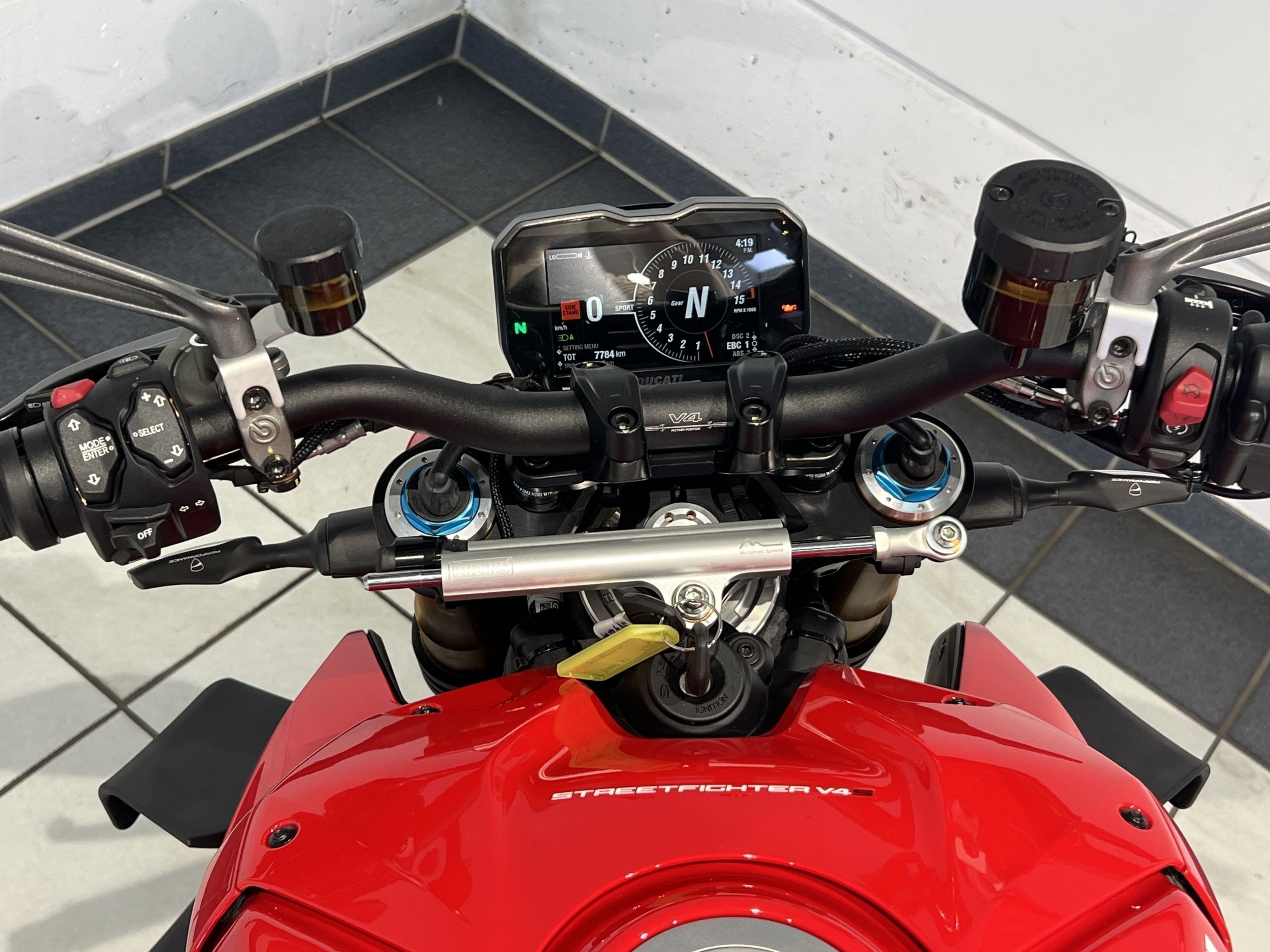 Ducati - Streetfighter V4S