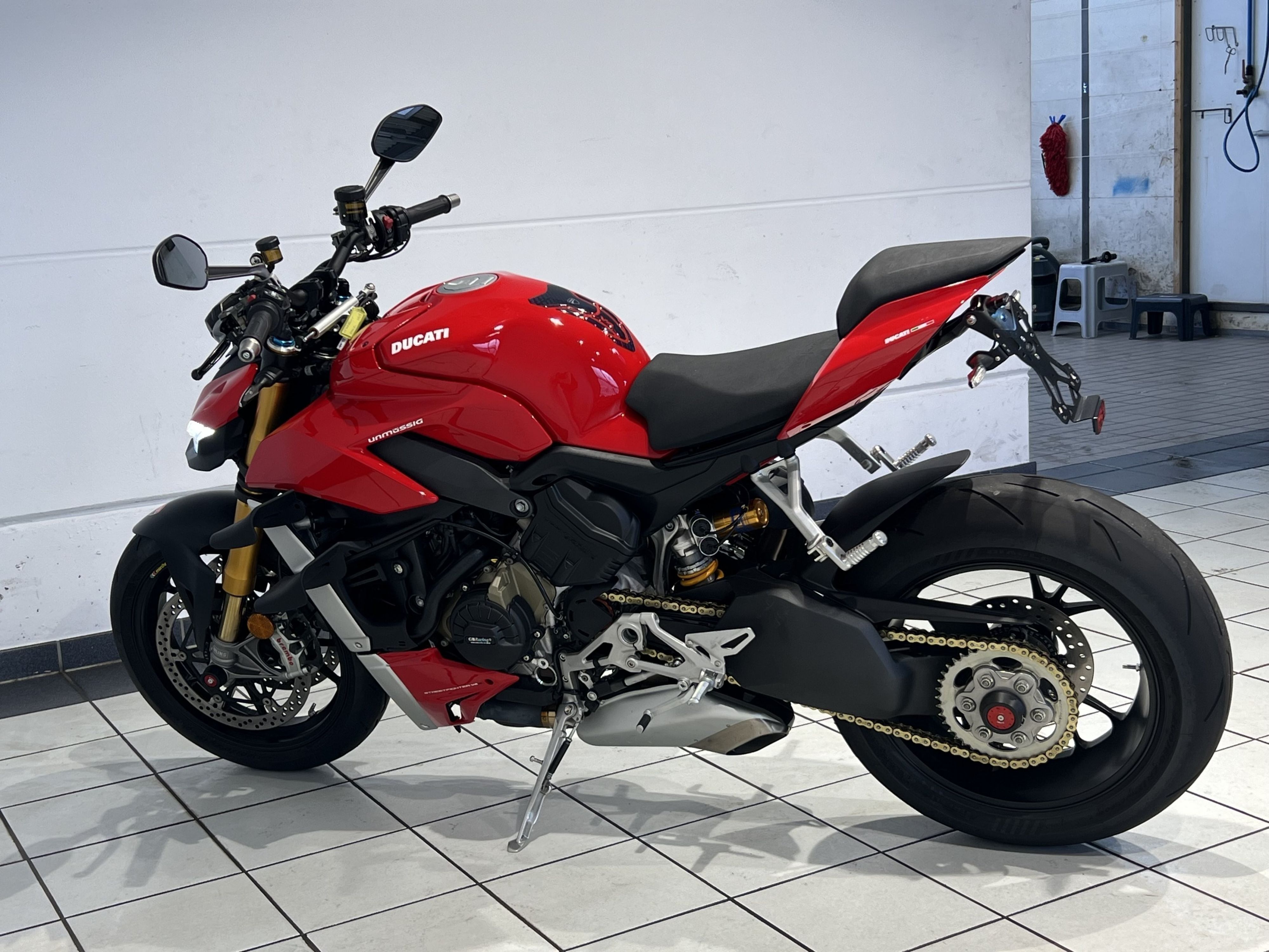 Ducati - Streetfighter V4S