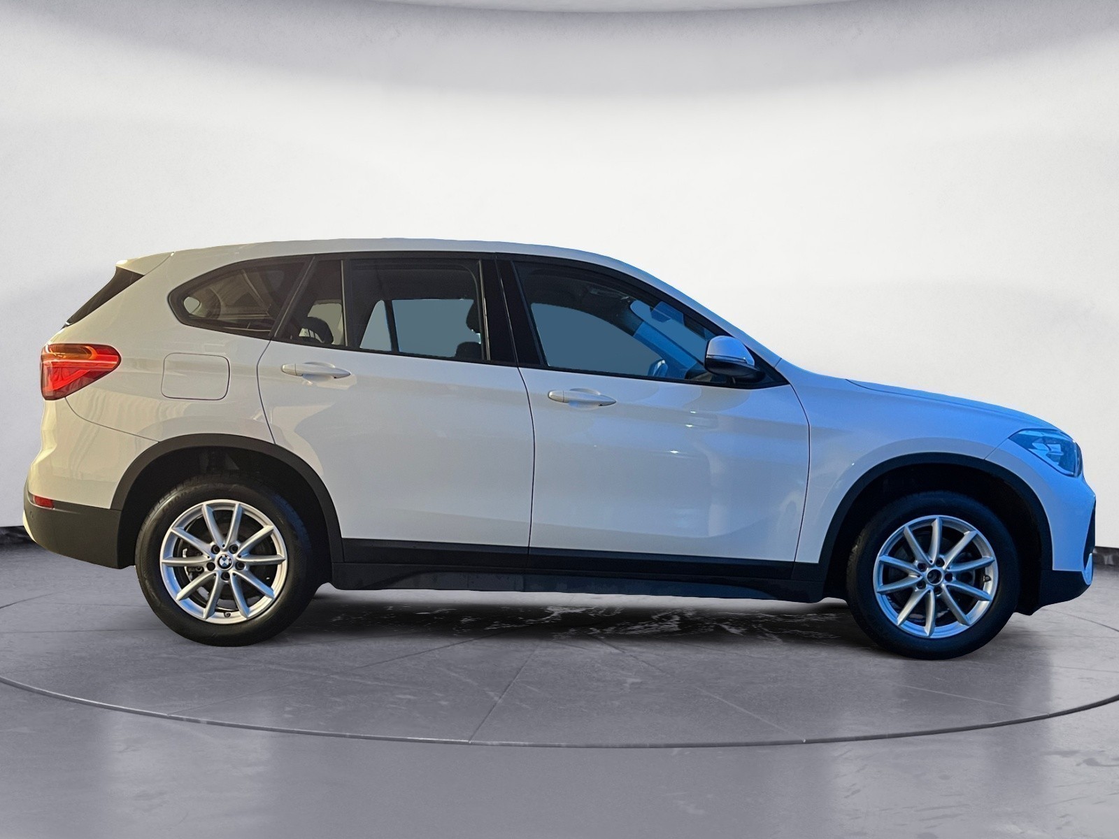 BMW - X1 sDrive18i Advantage