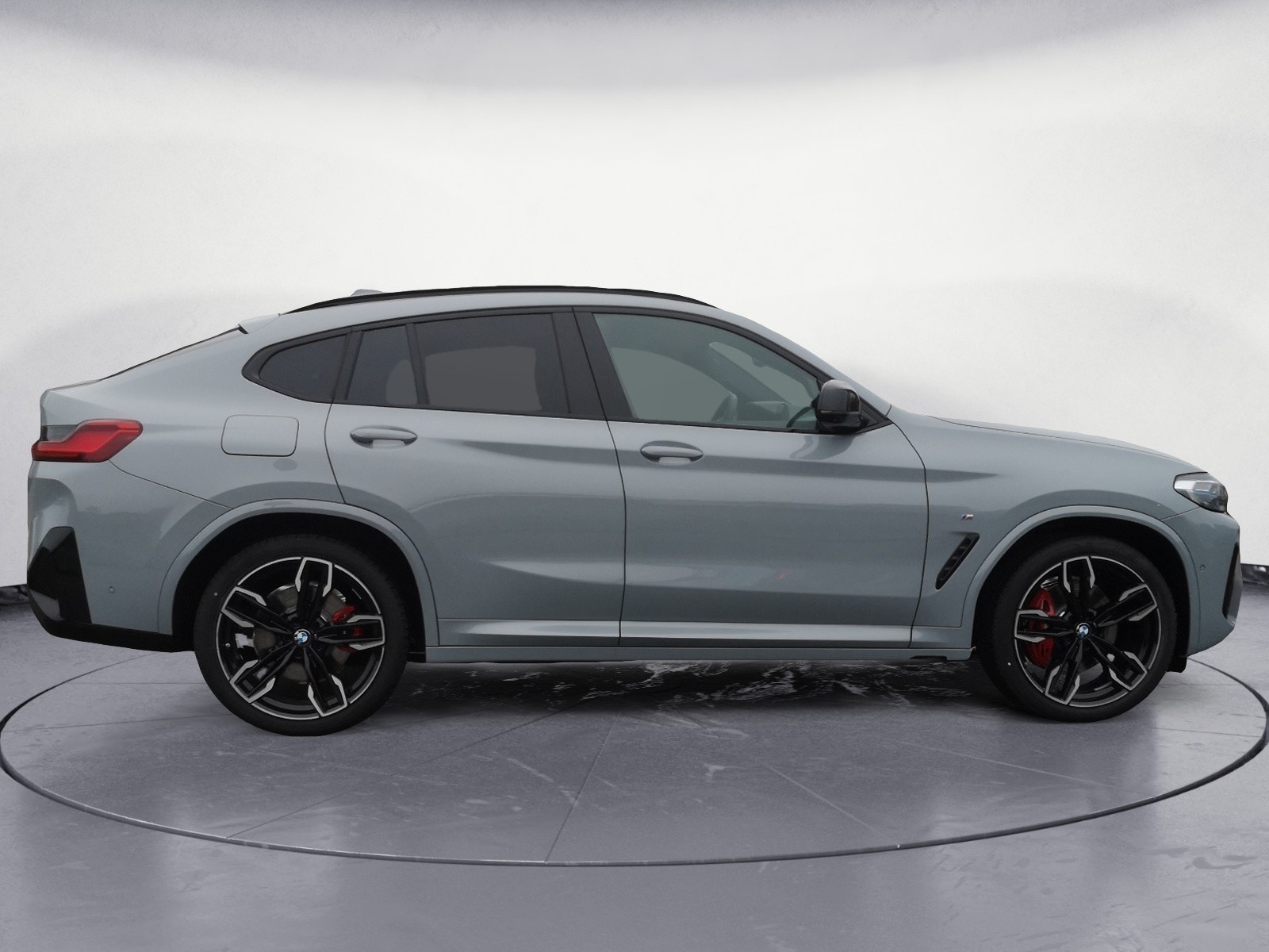 BMW - X4 M40d