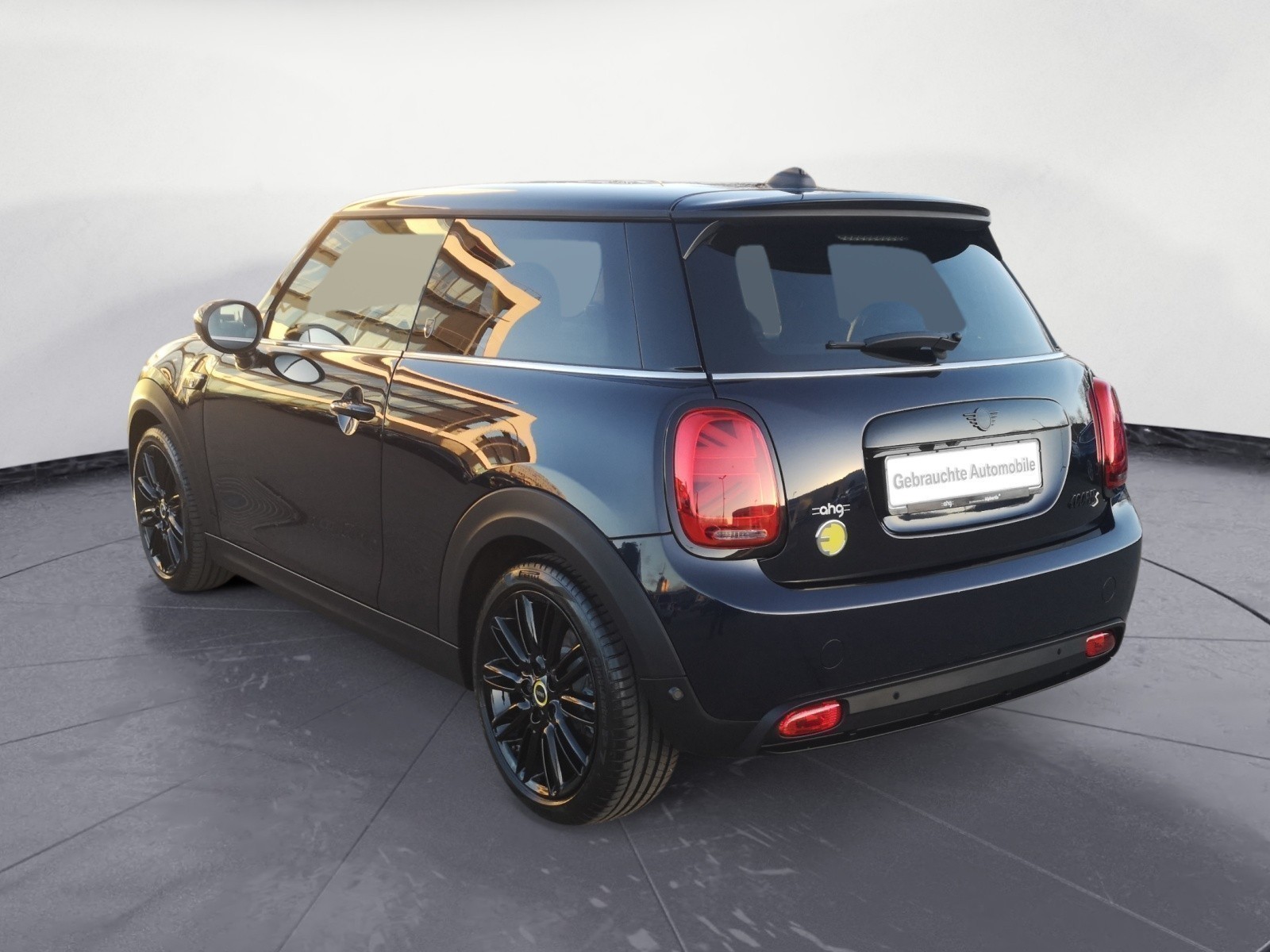 MINI - Cooper SE. MINI Yours Trim