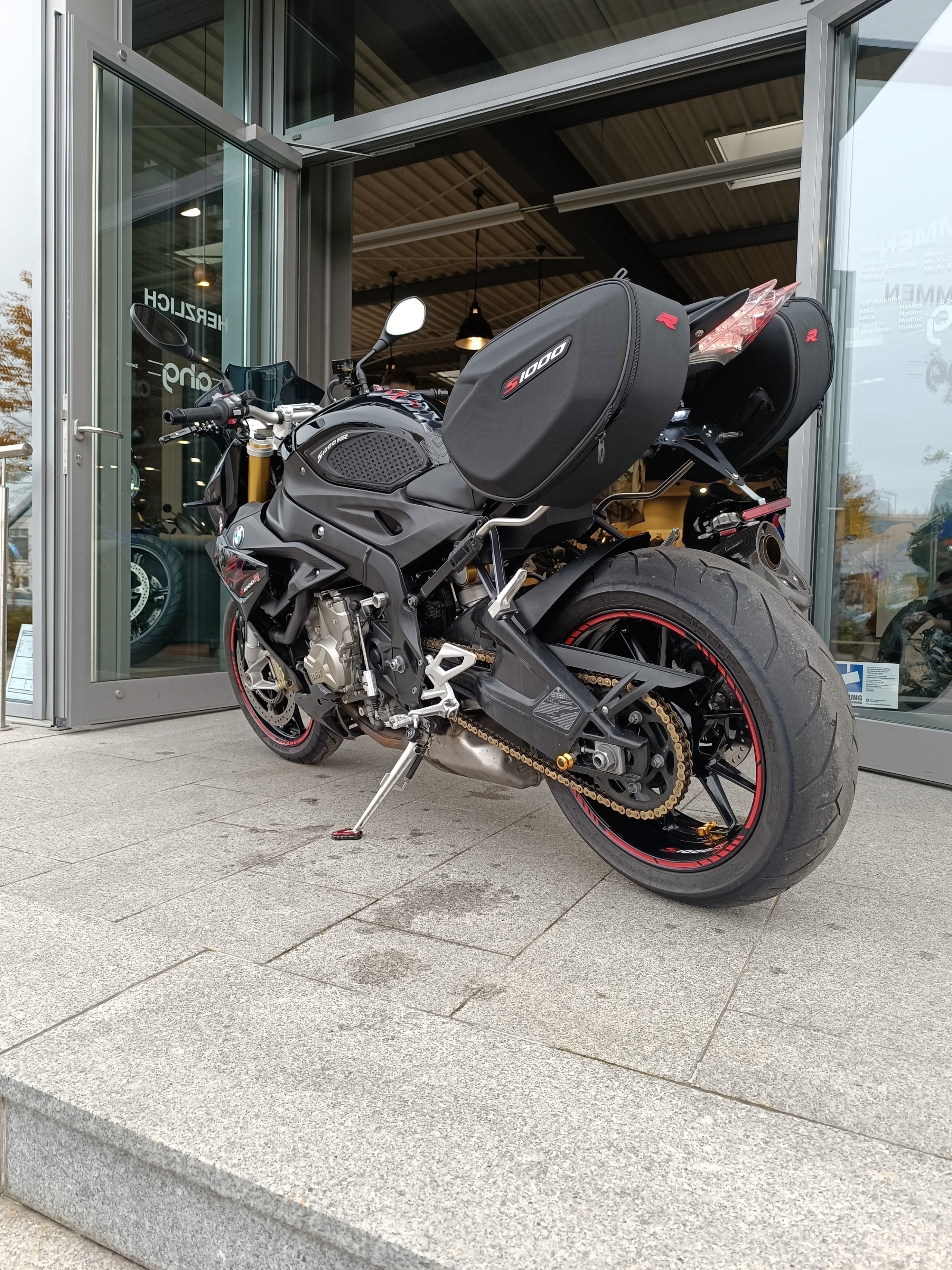 BMW Motorrad - S 1000 R mit 1 Jahr Gwl.