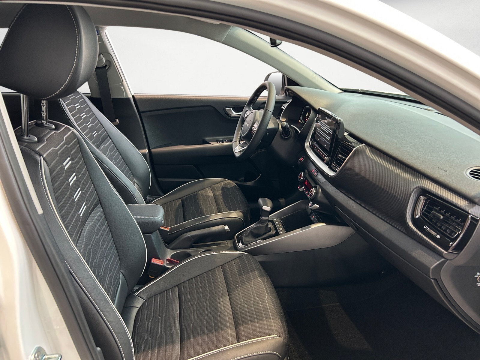 Kia - Stonic 1.0 GT-Line DCT TECH/ST