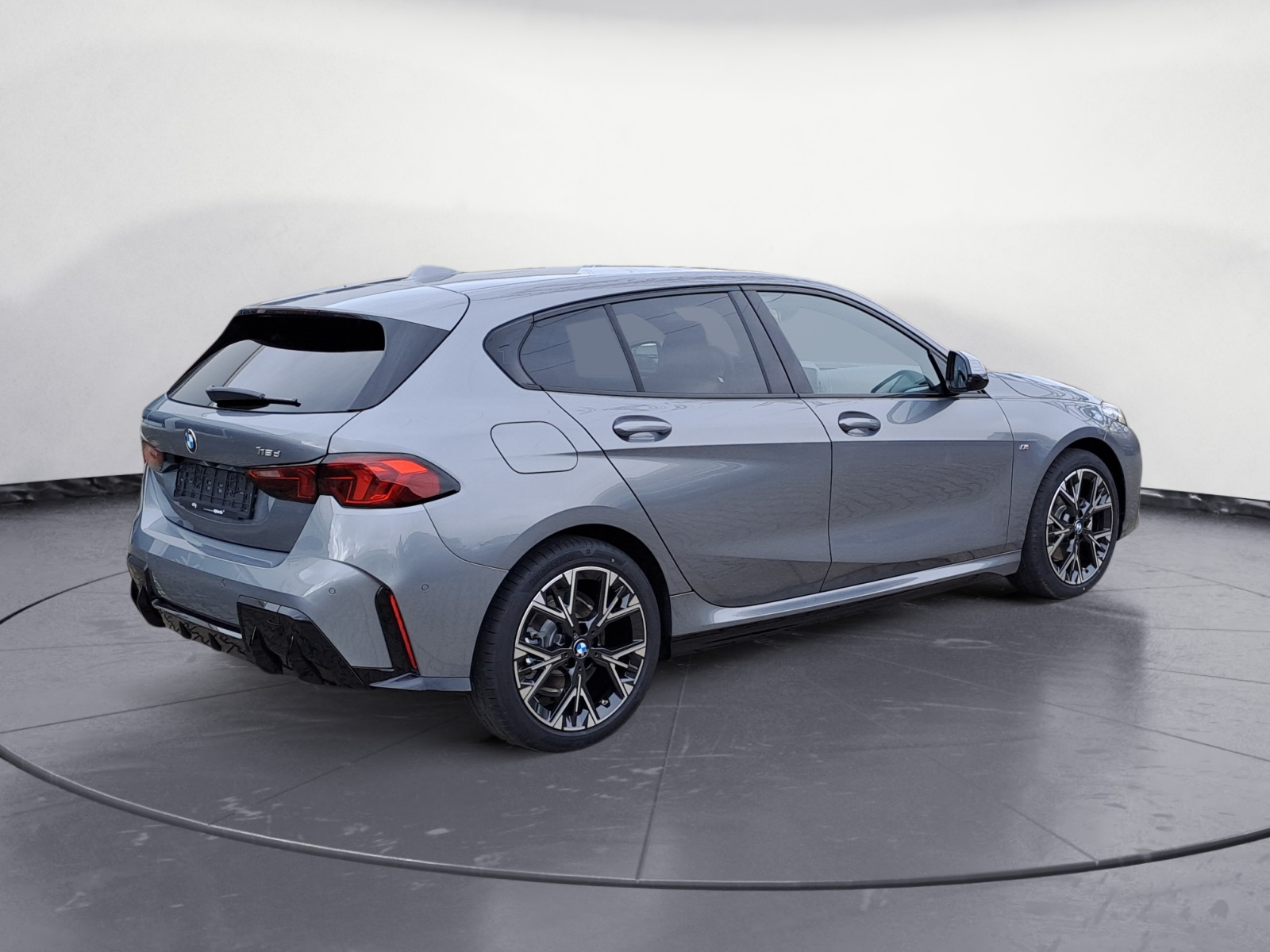 BMW - 118d Aut