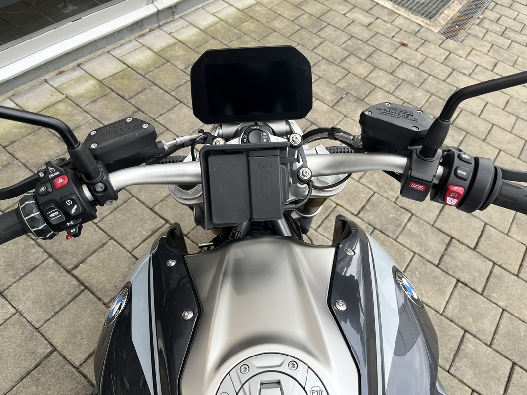 BMW Motorrad - R 1250 R mit Werksgarantie bis 2027,
