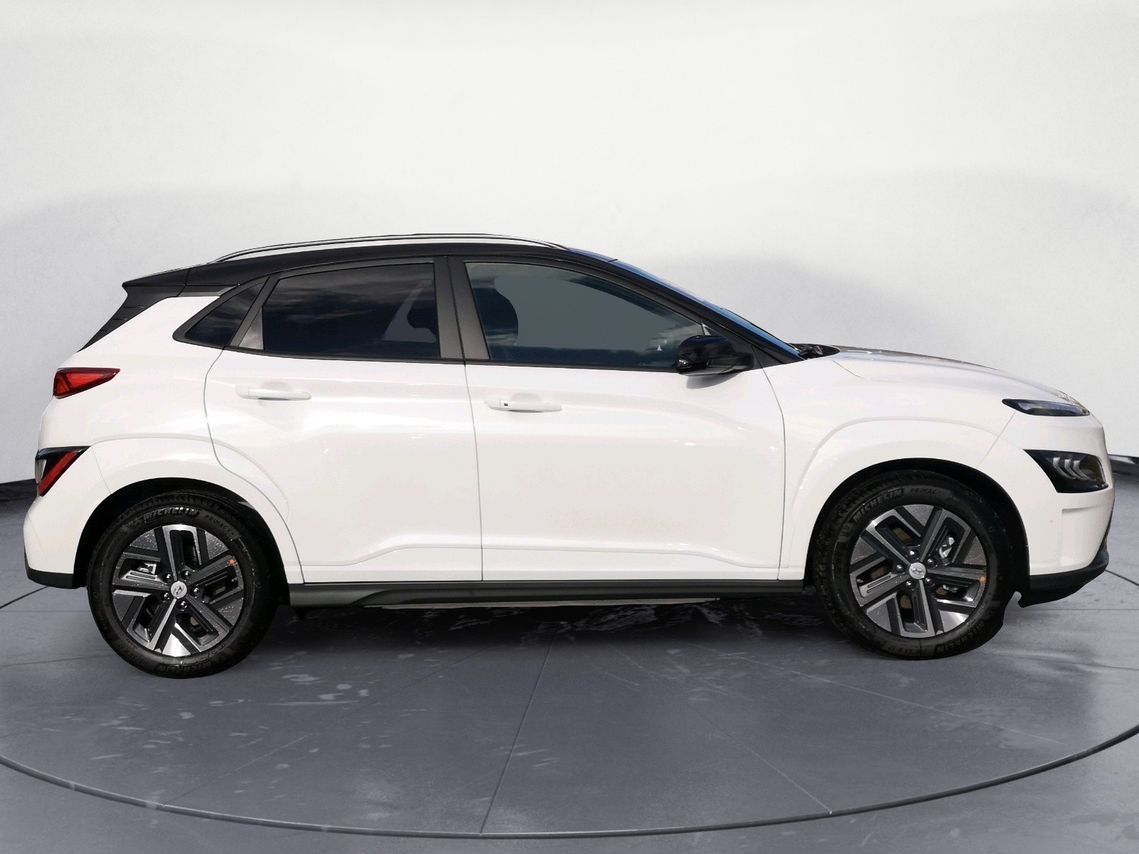 Hyundai - KONA MY23