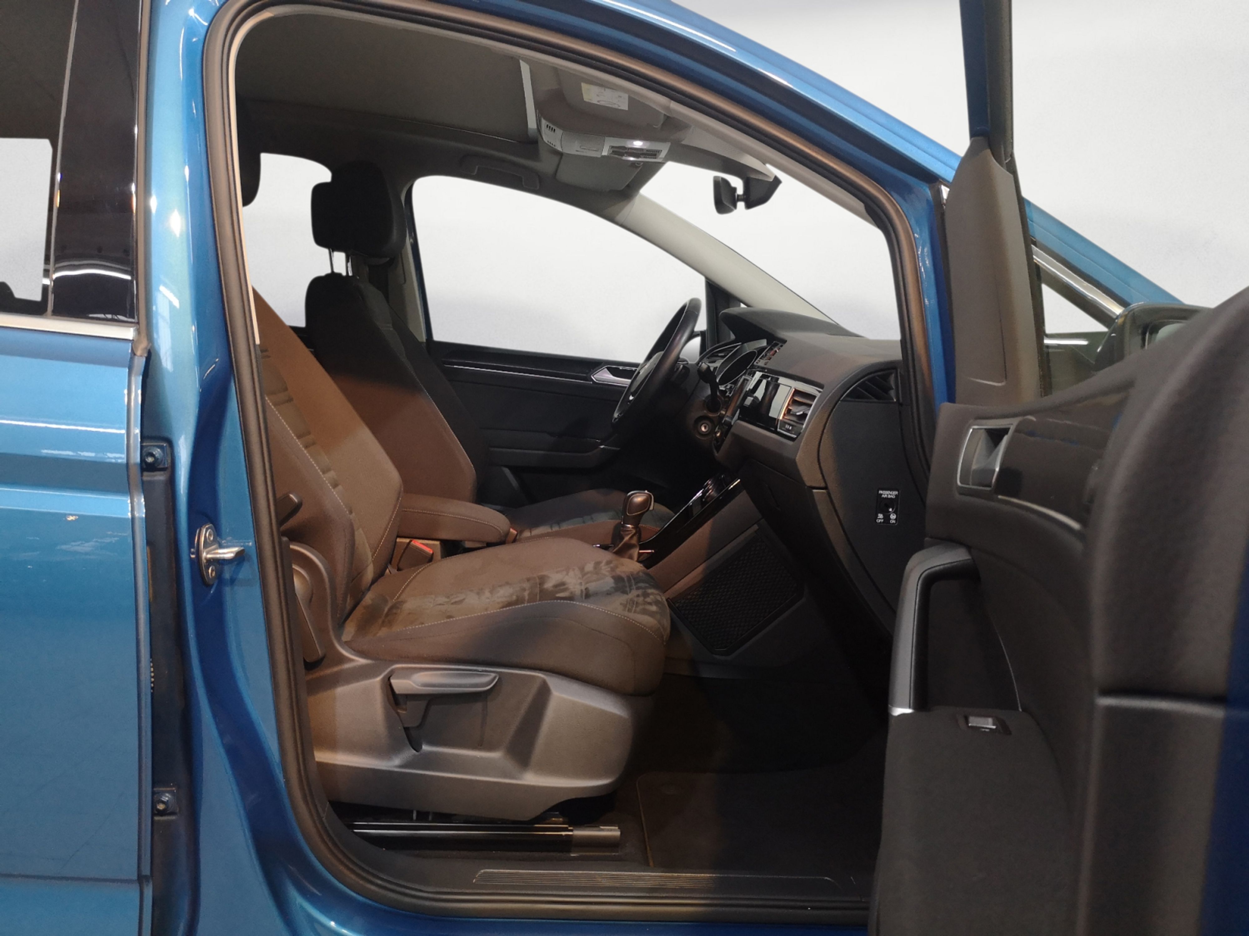 Volkswagen - VW Touran 1.4