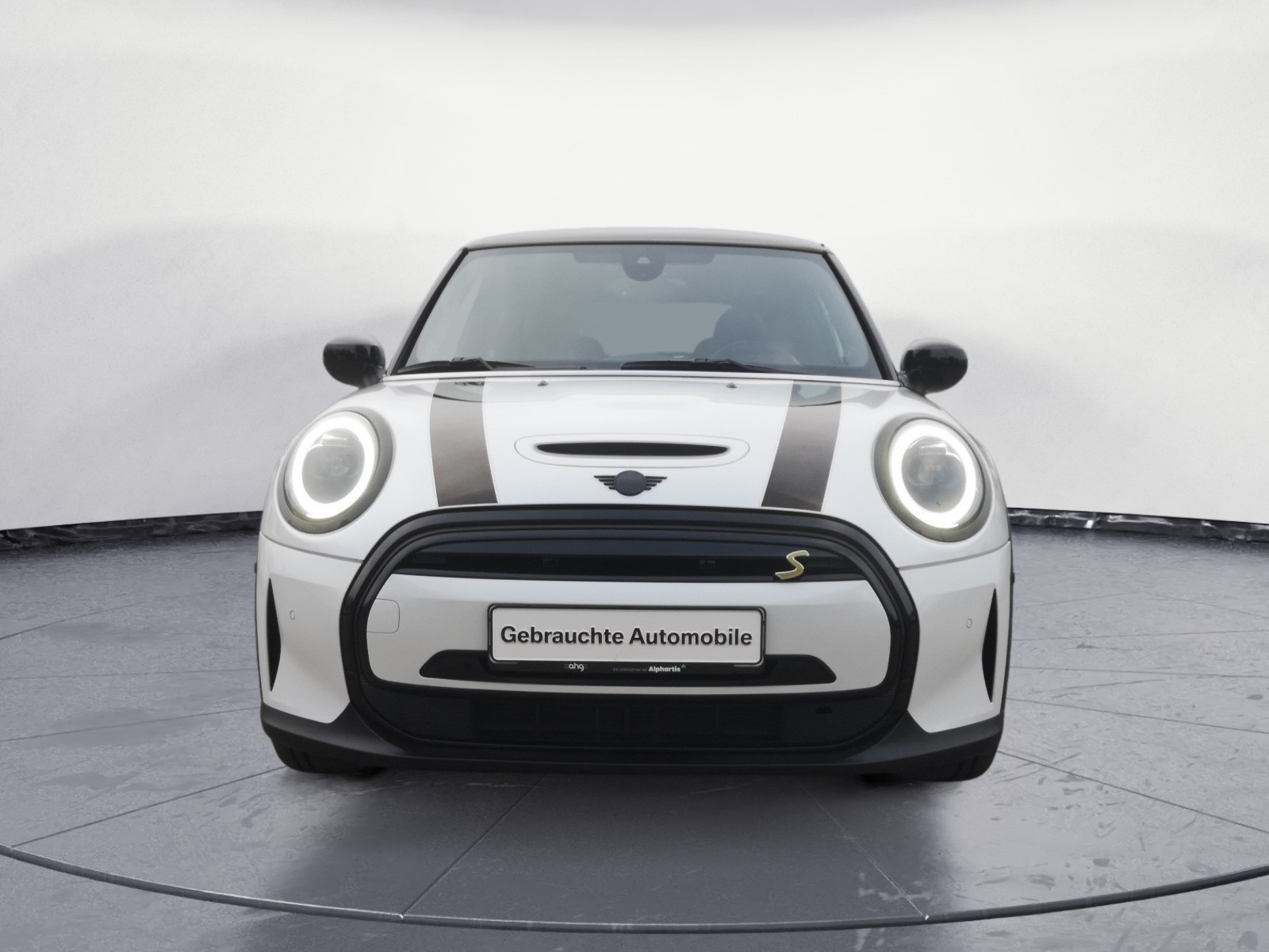 MINI - Cooper SE. MINI Yours Trim