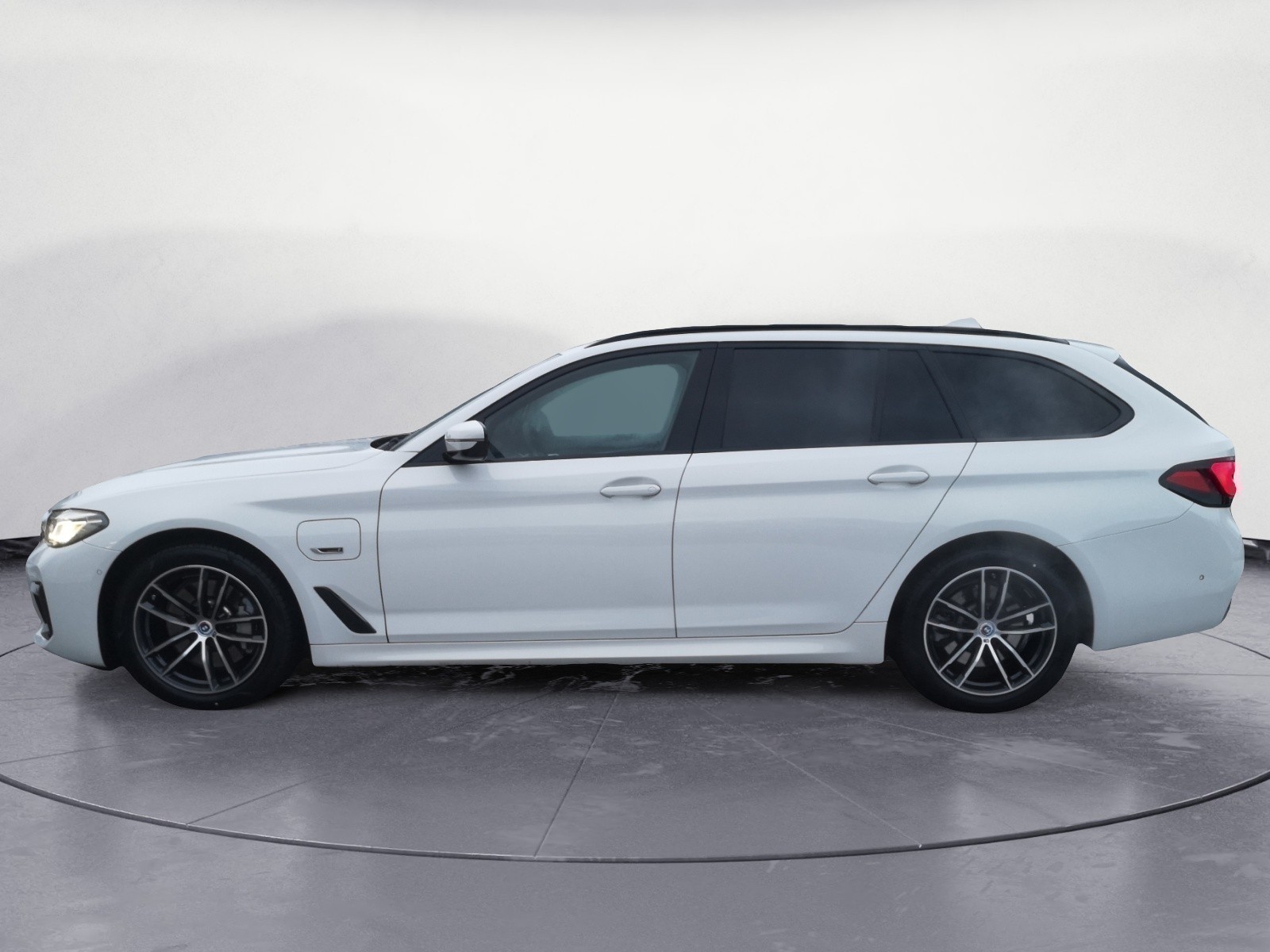 BMW - 530e xDrive Touring M Sport