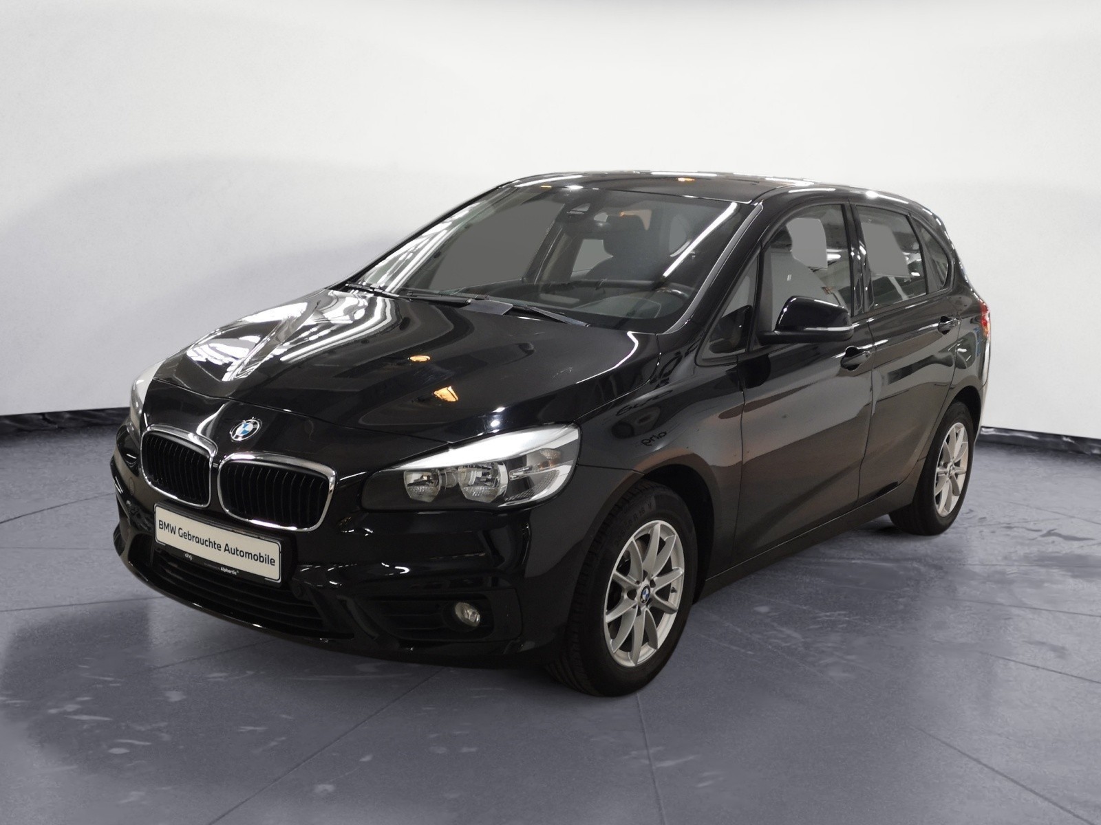 BMW - 218i Active Tourer Advantage