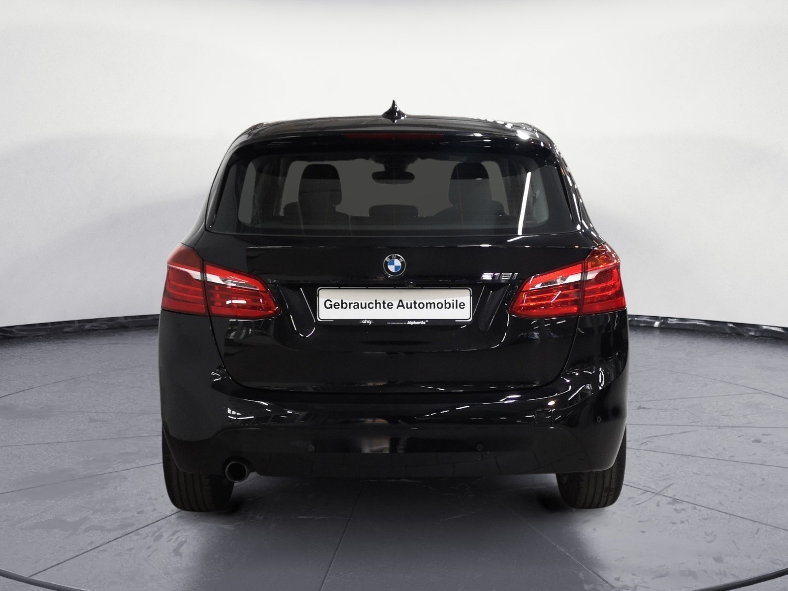 BMW - 218i Active Tourer Advantage