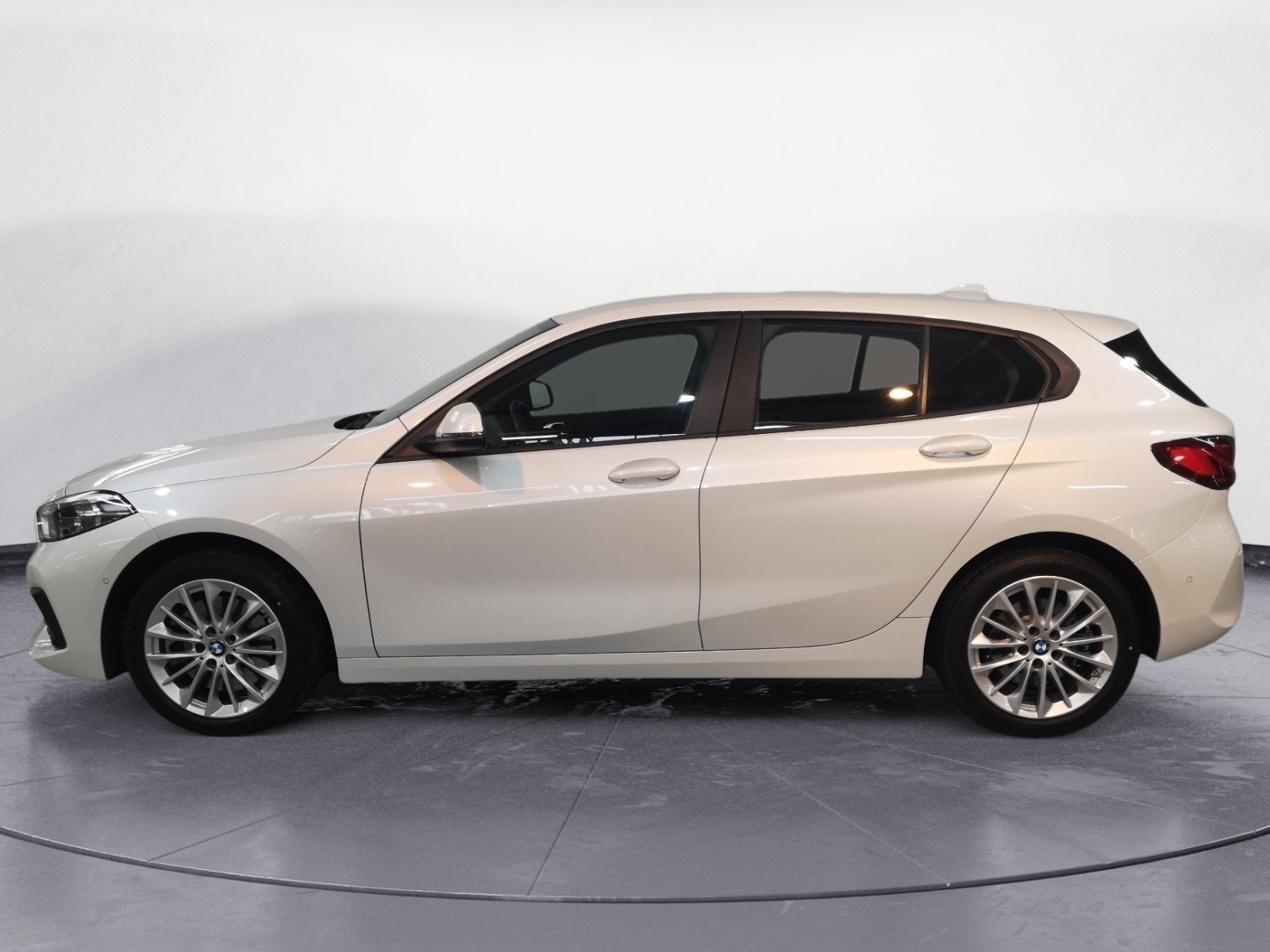 BMW - 120d xDrive Advantage