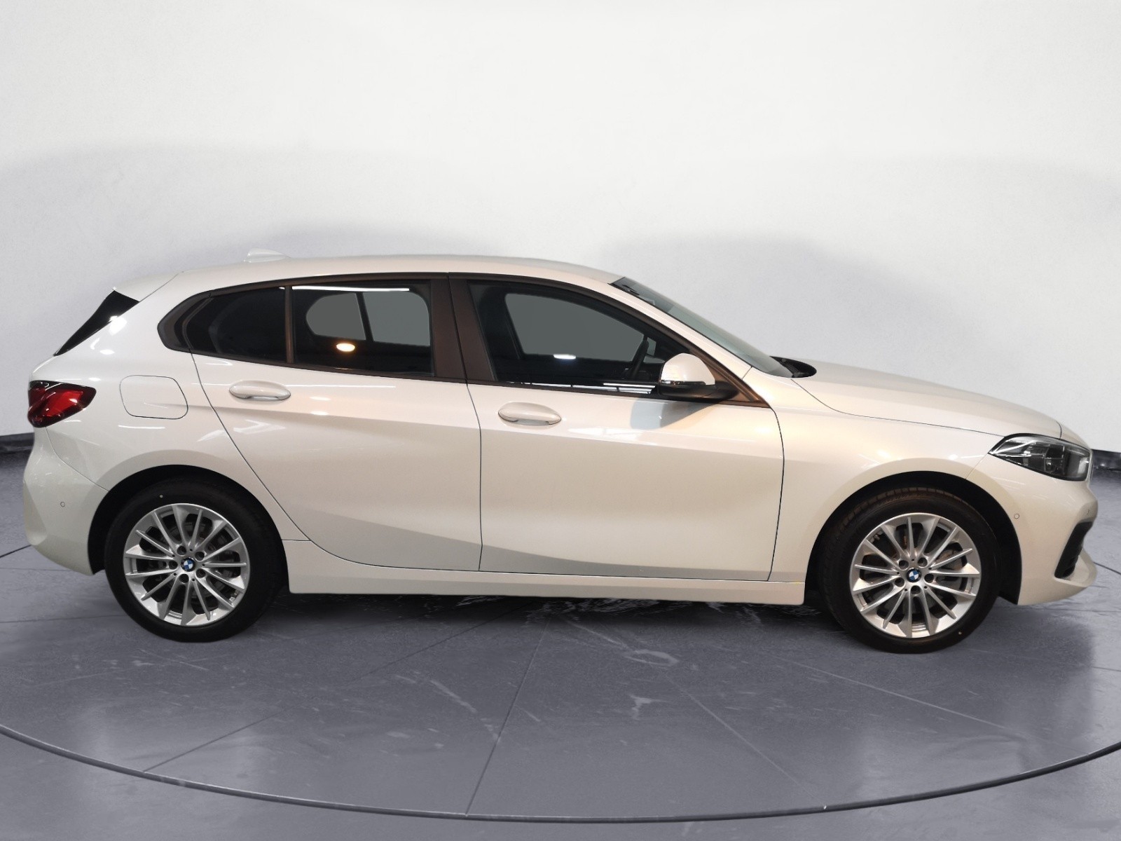 BMW - 120d xDrive Advantage