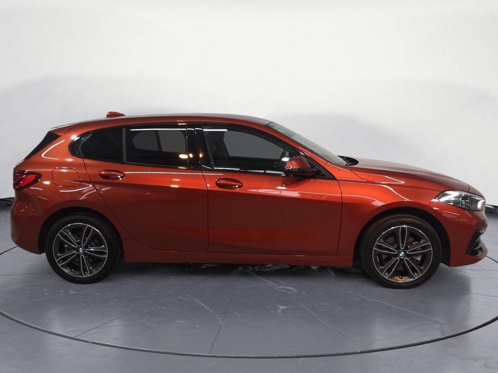 BMW - 118i Sport Line