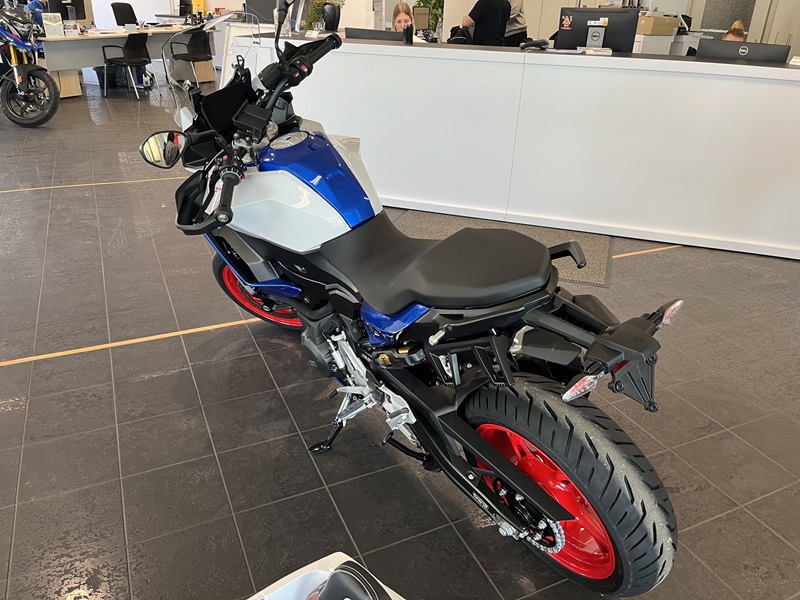 BMW Motorrad - F 900 XR sofort verfügbar