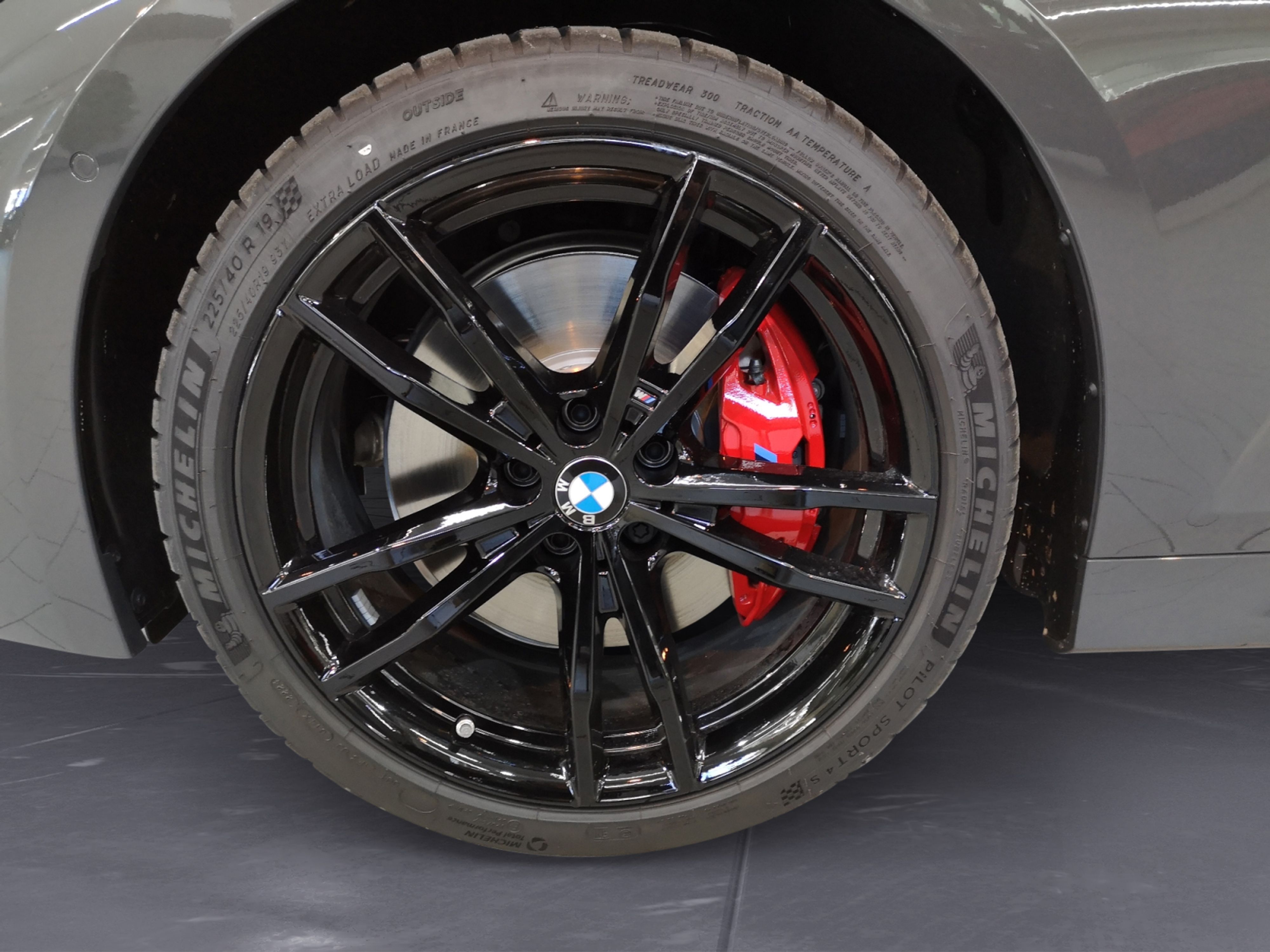 BMW - M340i xDrive Touring