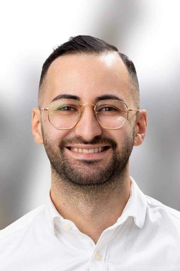 contact_import_imageX1YMON