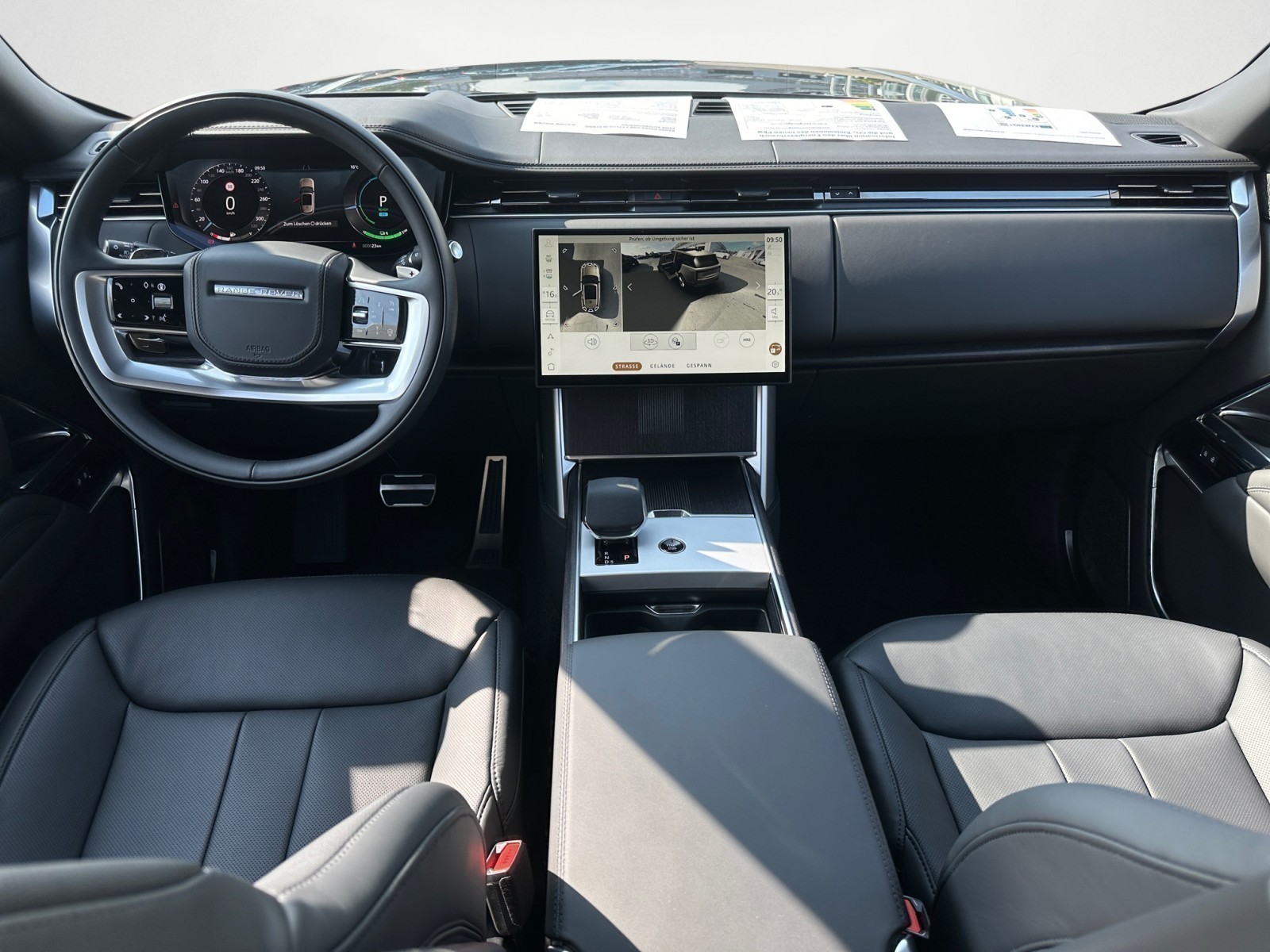 Land Rover - Range Rover P550e Autobiography