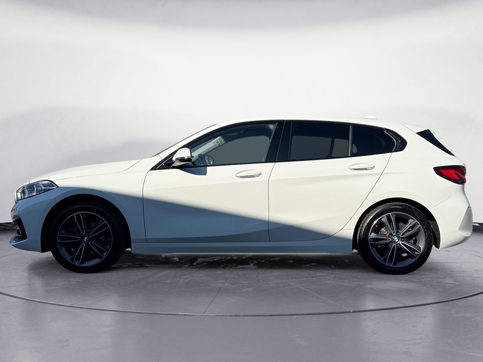 BMW - 118i Sport Line