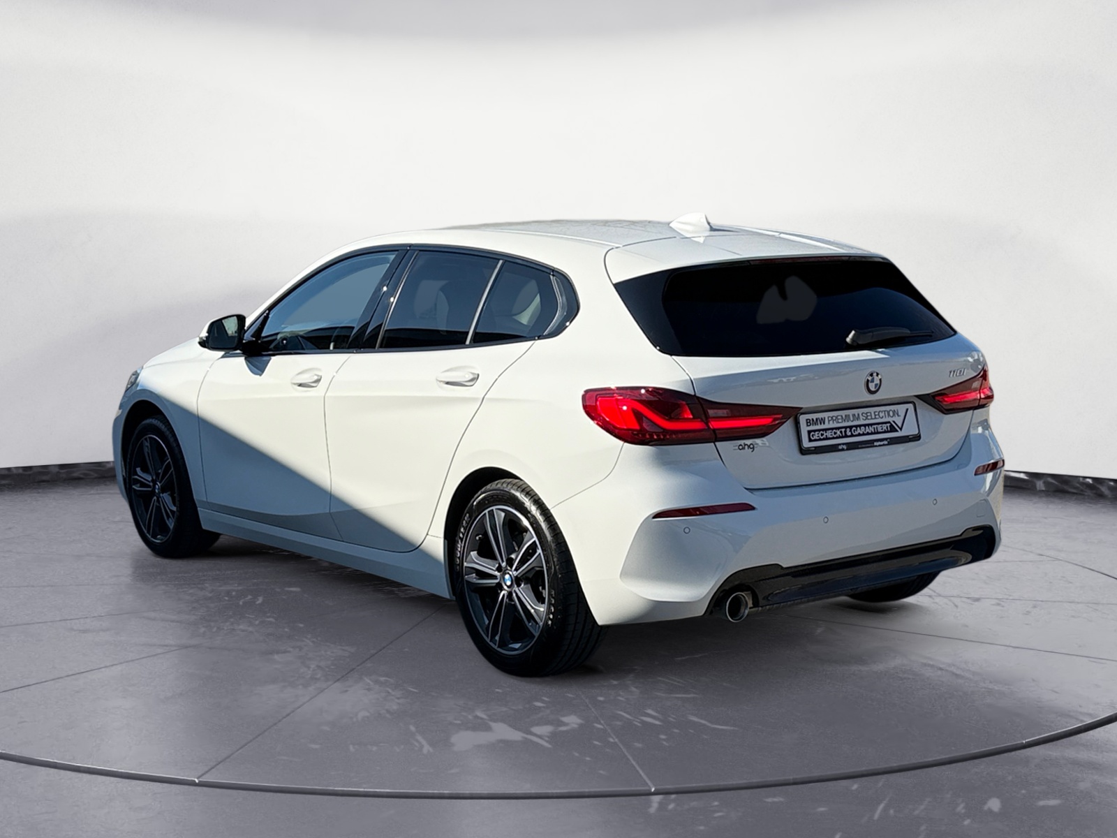 BMW - 118i Sport Line