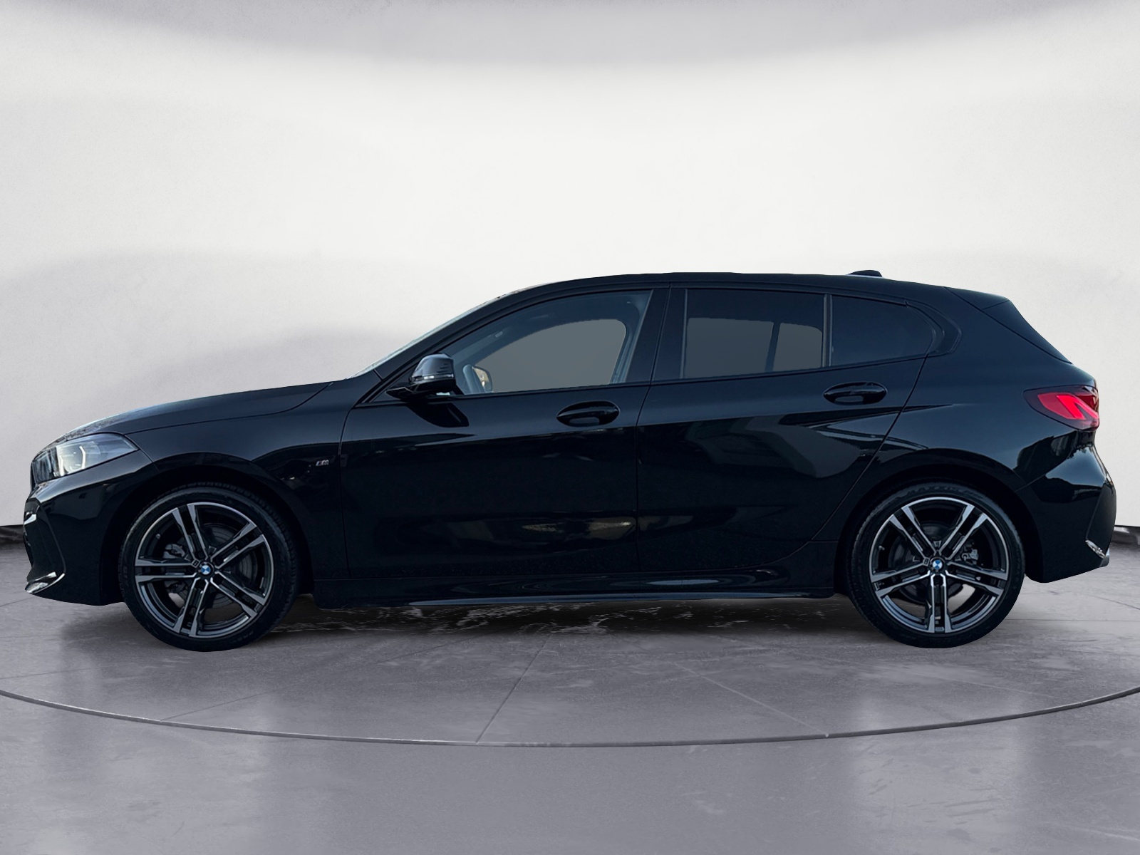 BMW - 118i M Sport