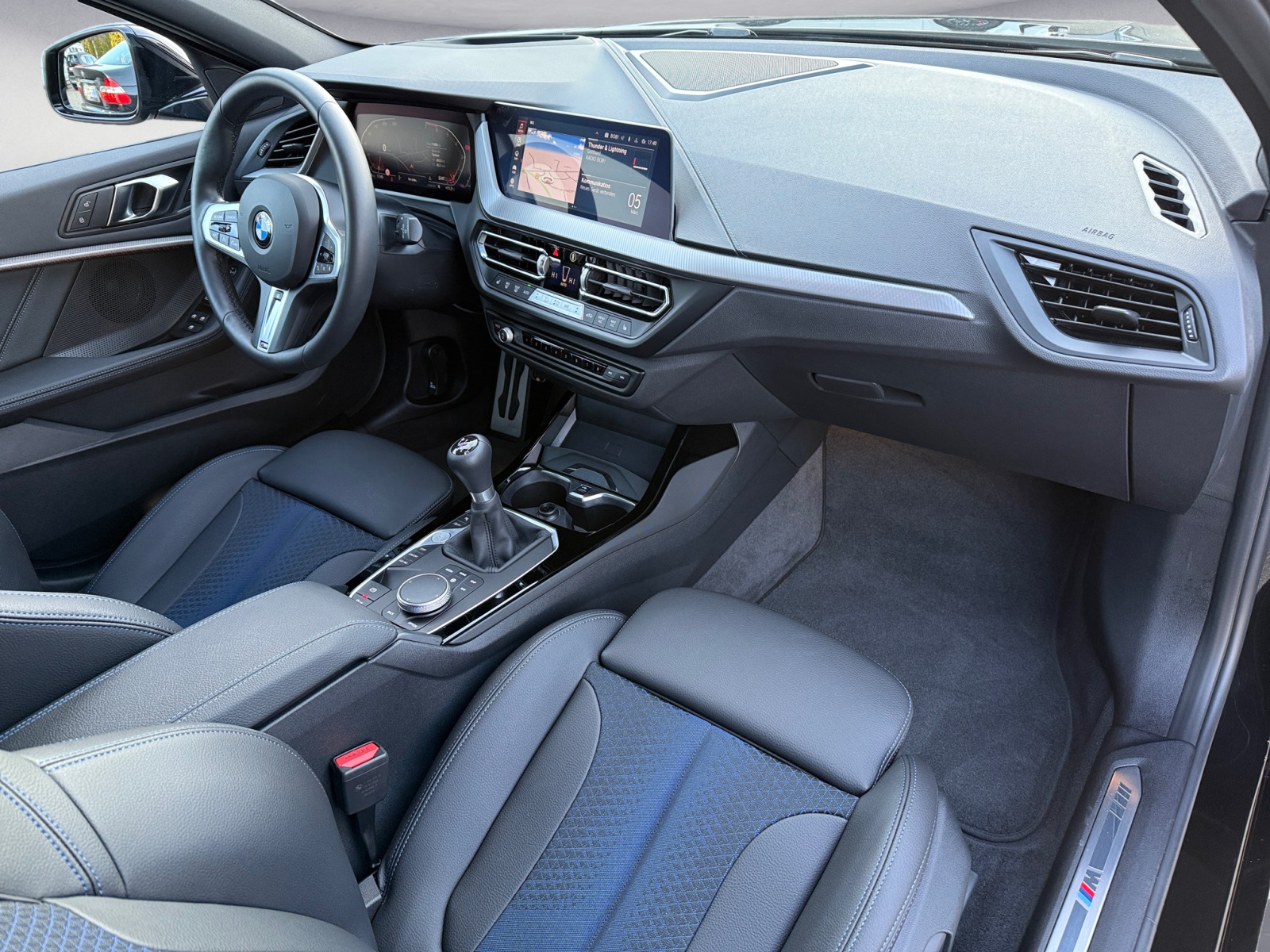 BMW - 118i M Sport