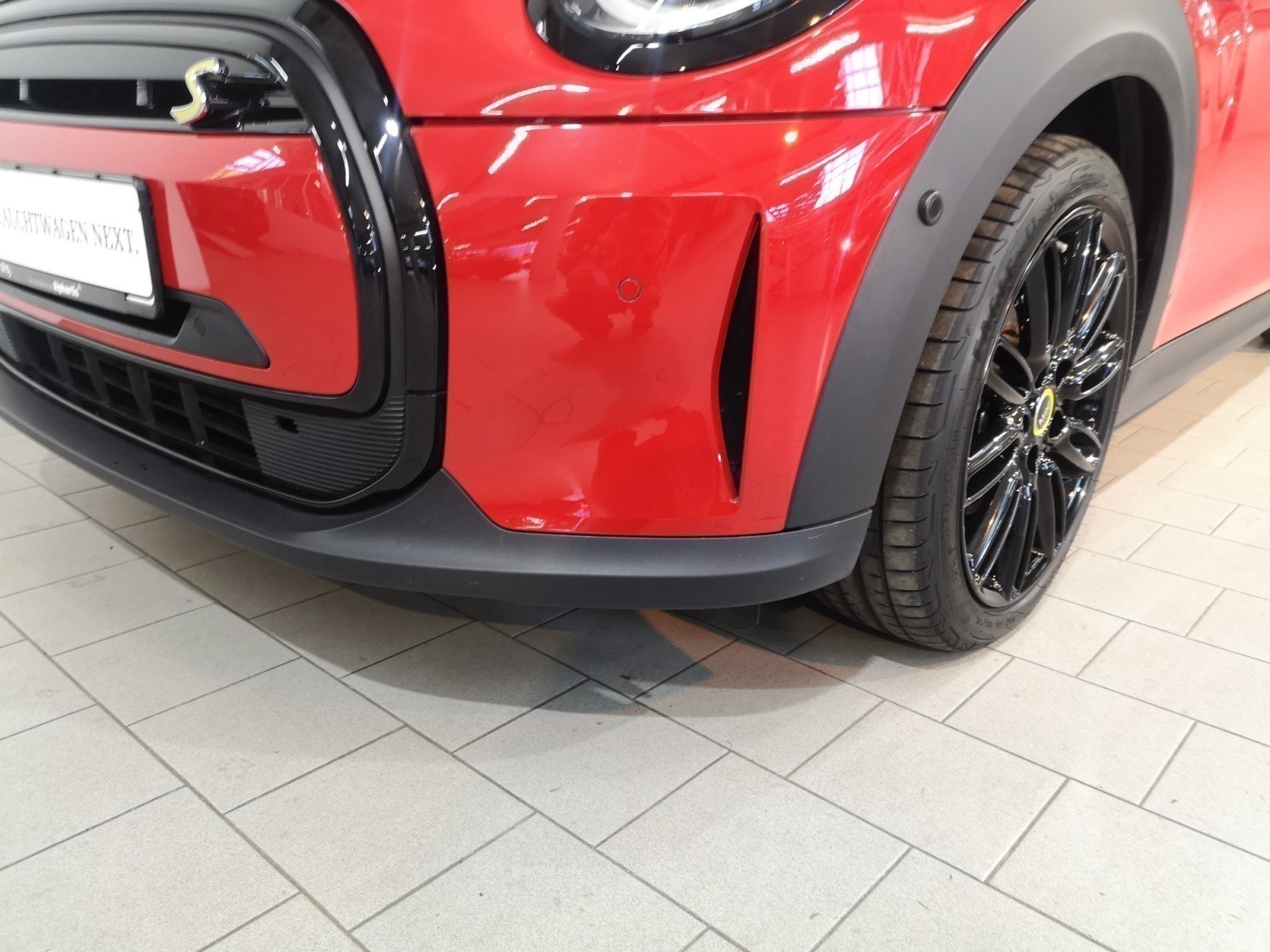 MINI - Cooper SE. MINI Yours Trim