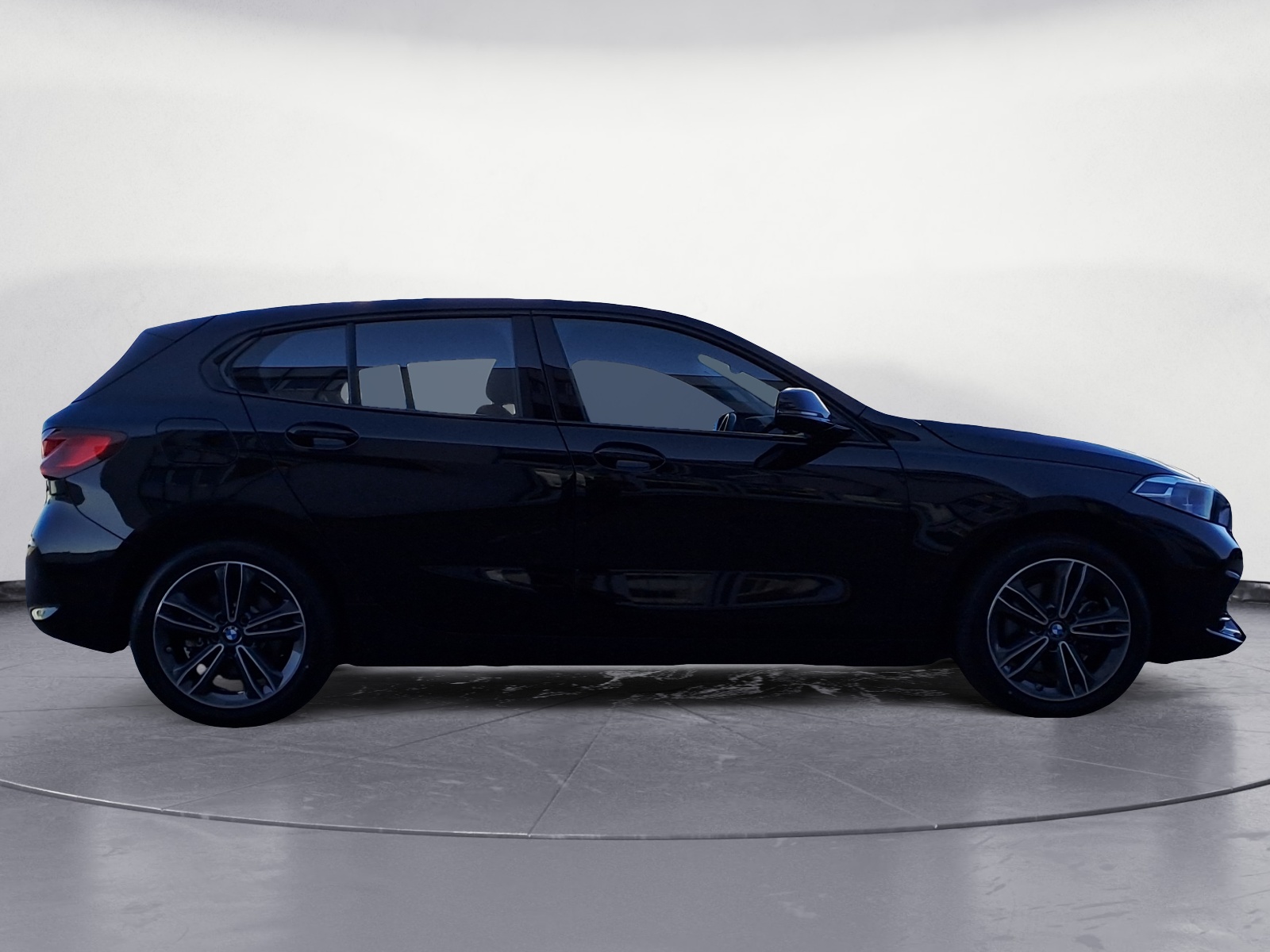BMW - 118i Sport Line