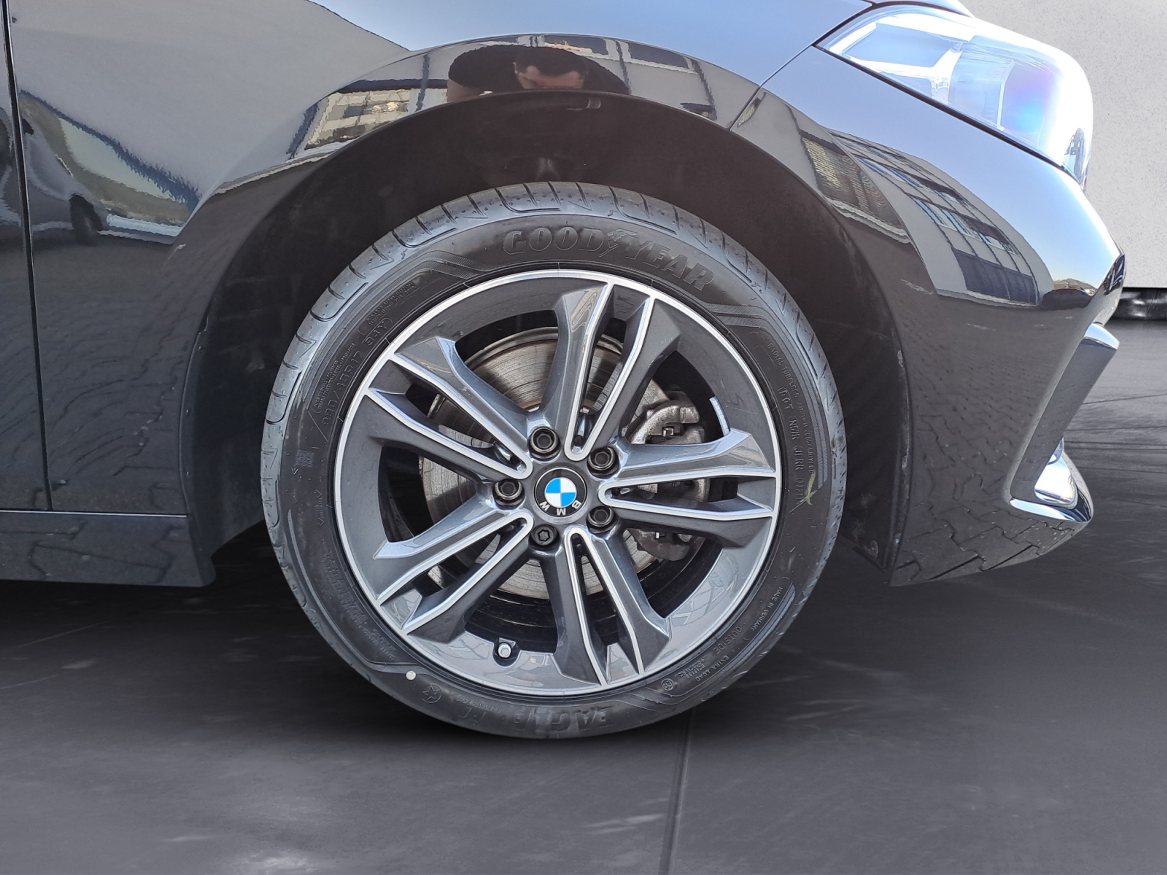 BMW - 118i Sport Line