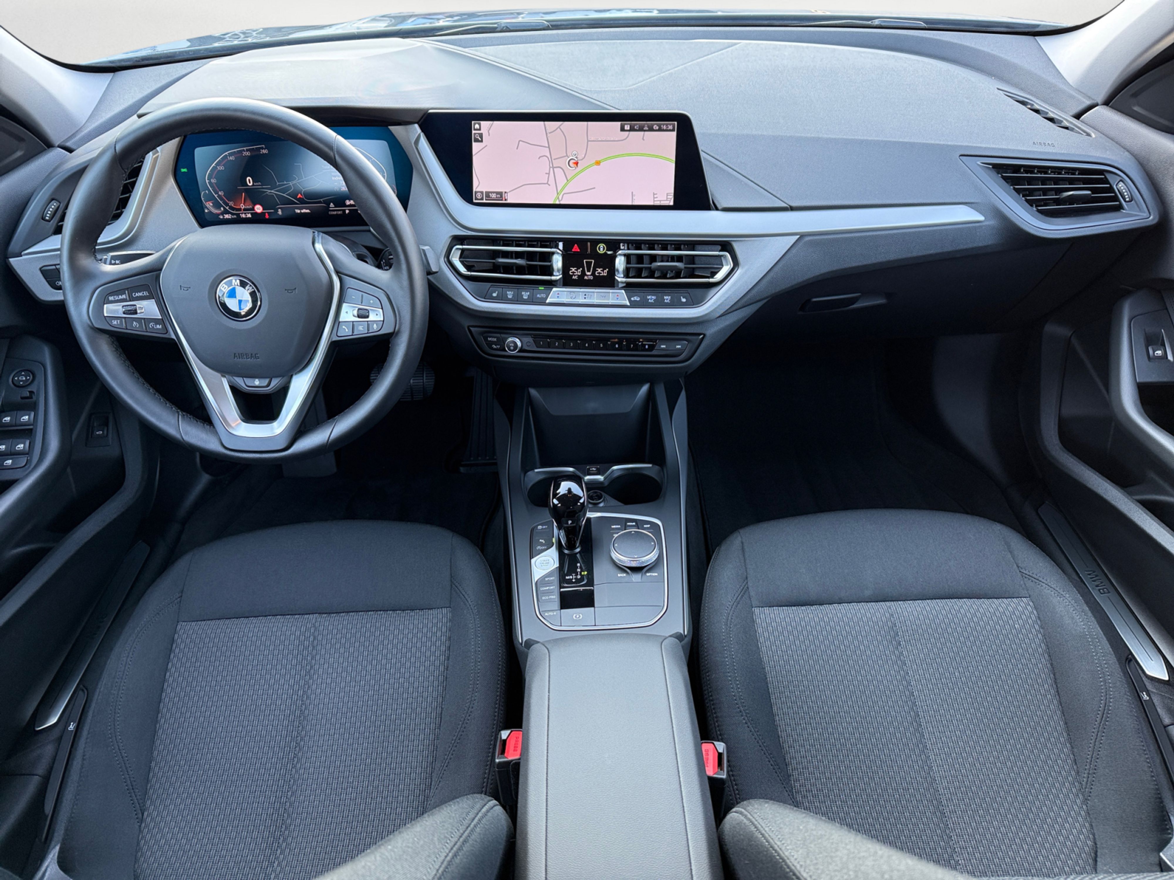 BMW - 116i Advantage