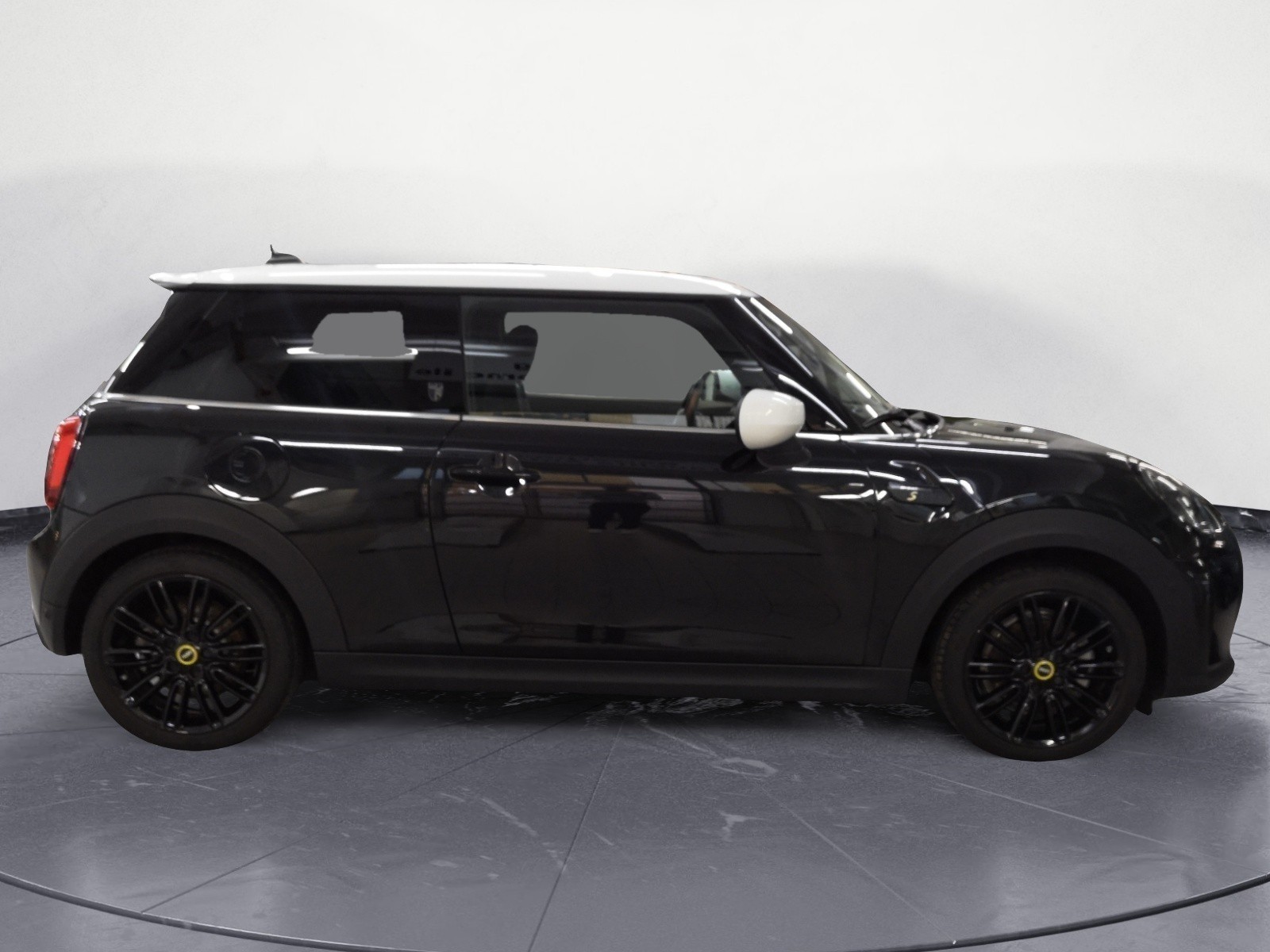 MINI - Cooper SE. MINI Yours Trim