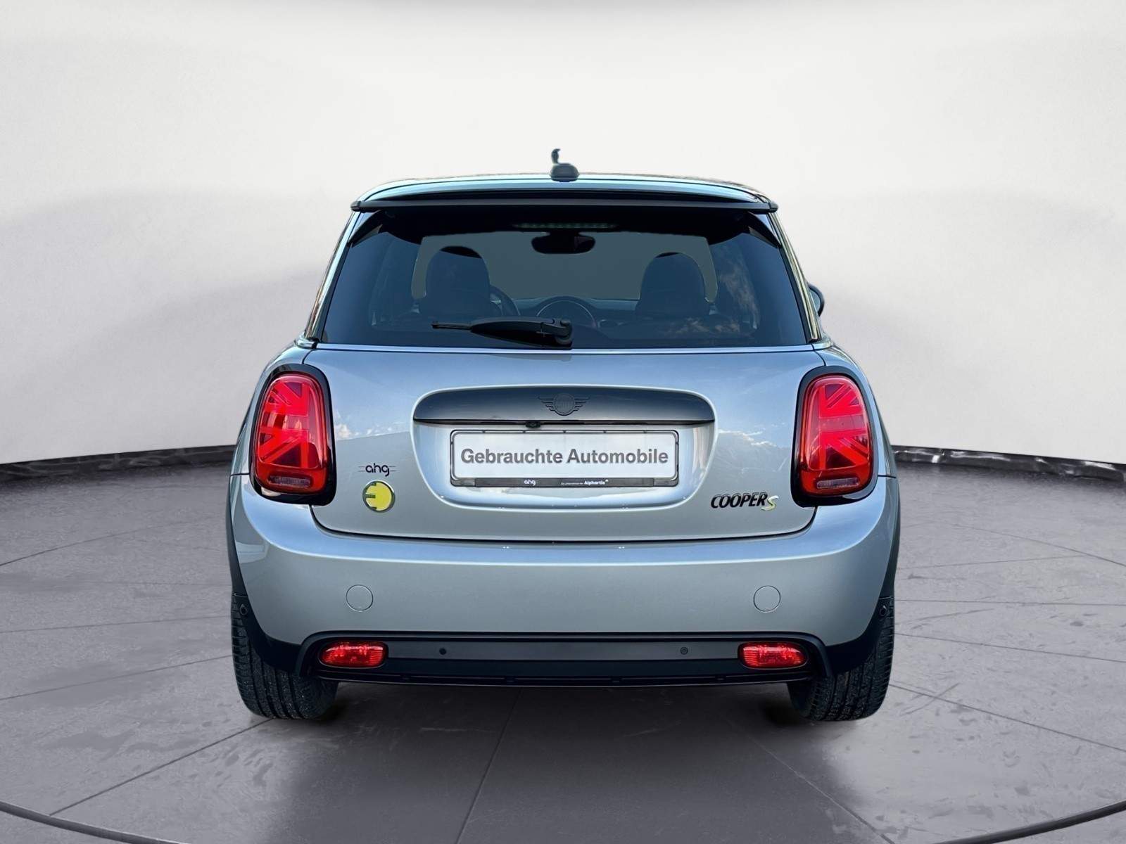 MINI - Cooper SE. MINI Yours Trim