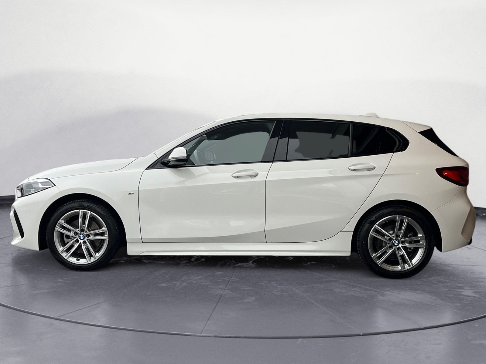 BMW - 118i M Sport