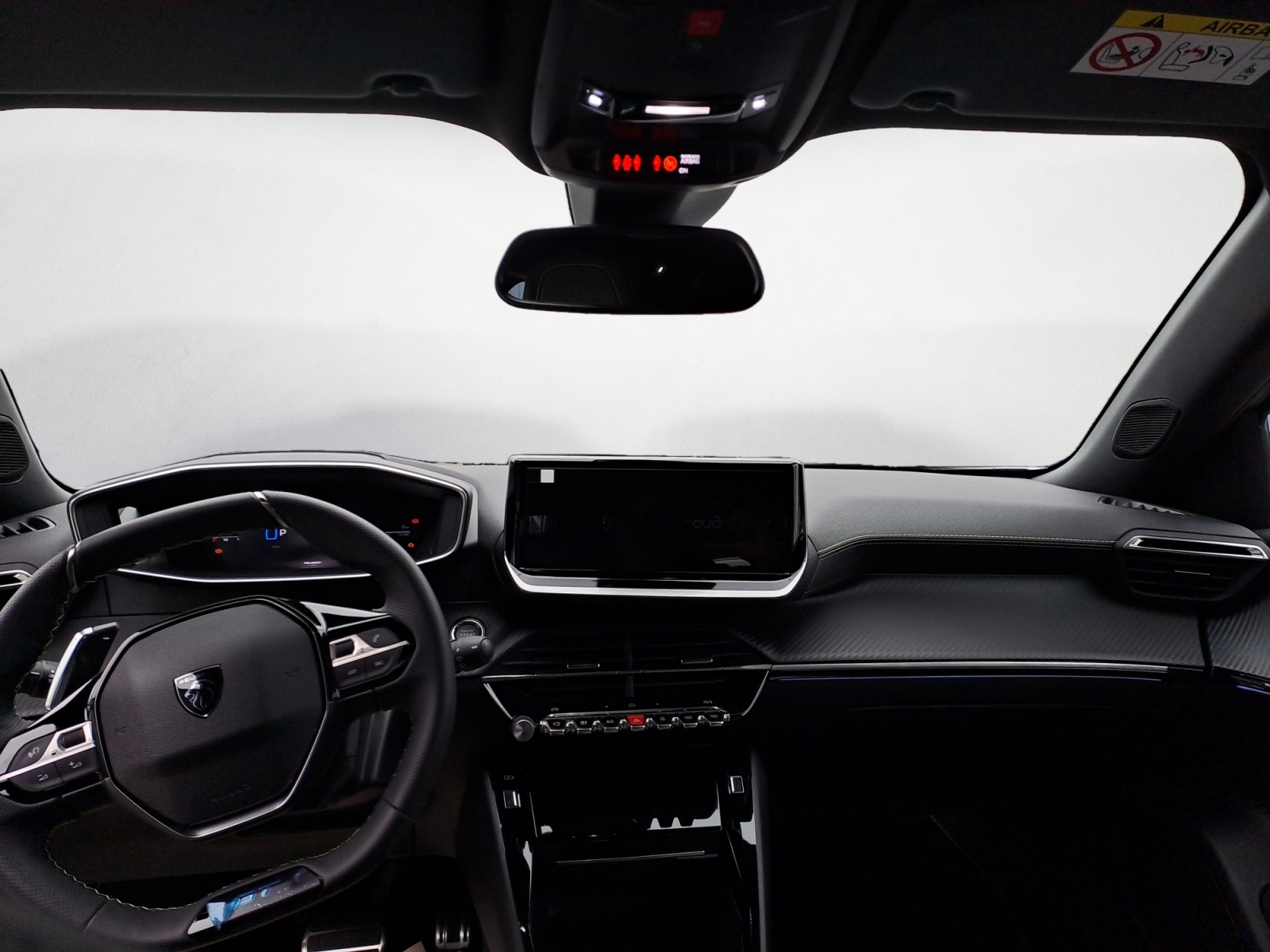 Peugeot - 2008 GT HYBRID 136 e-DSC6