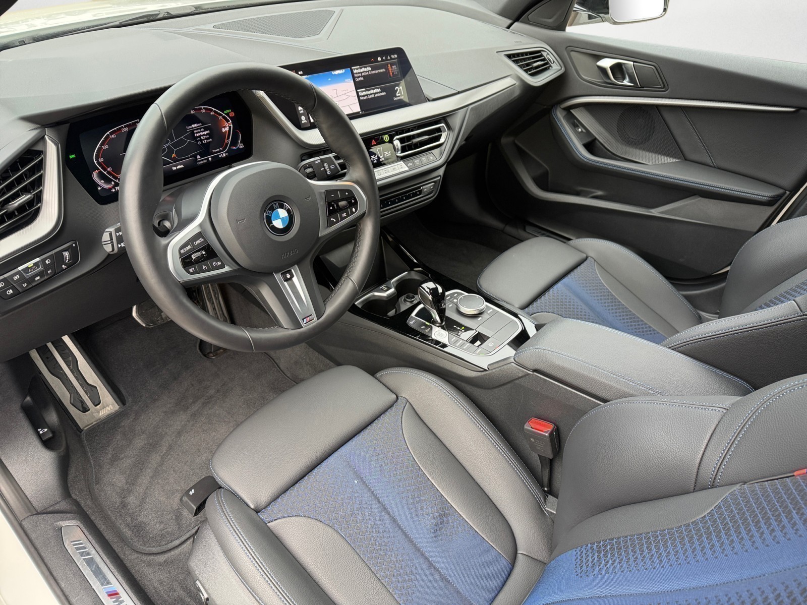 BMW - 118i M Sport