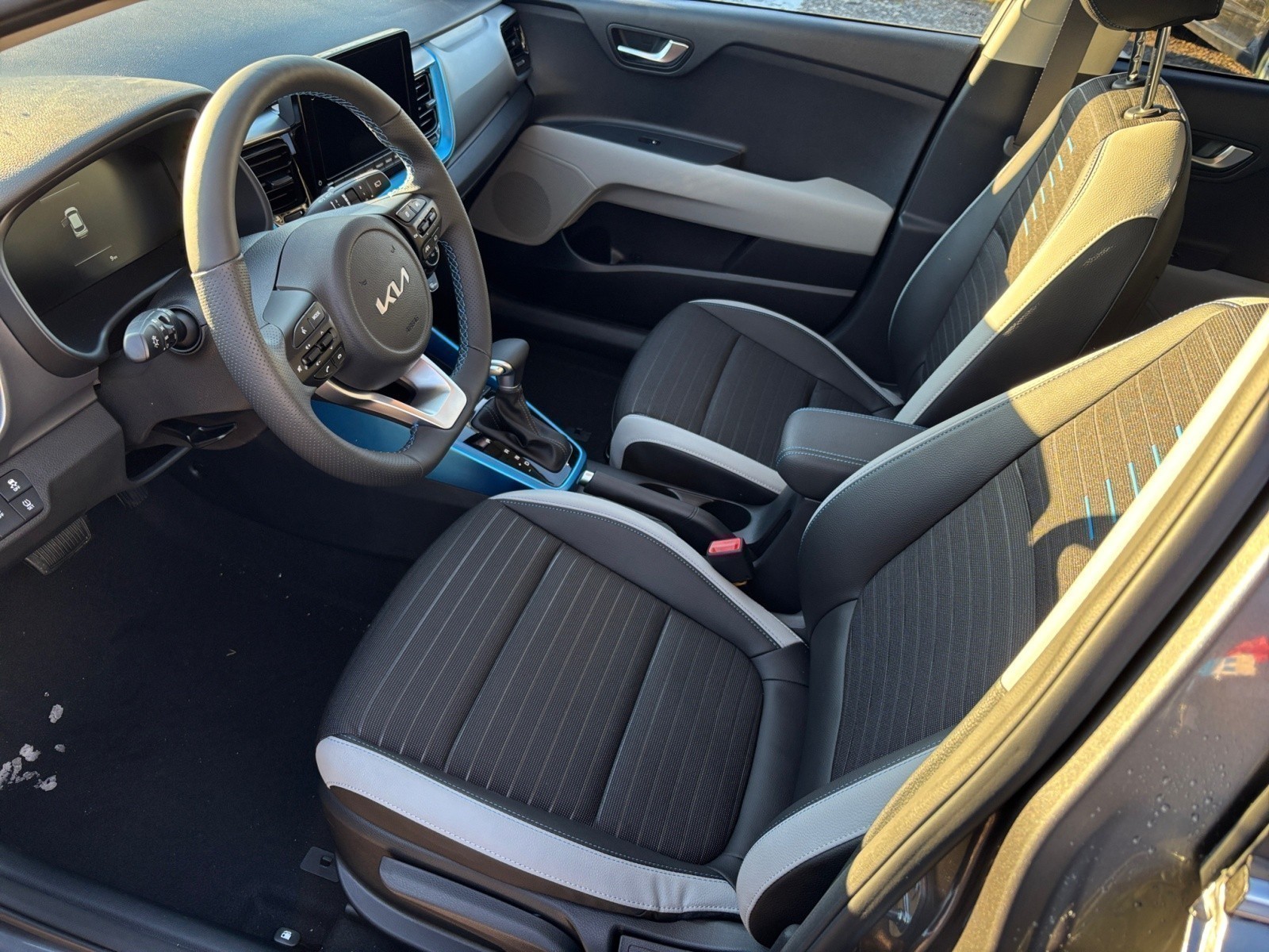 Kia - Stonic 1.0 T-GDI 100 48V Nightline Edition