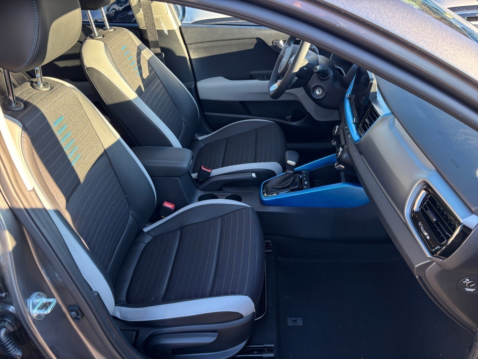 Kia - Stonic 1.0 T-GDI 100 48V Nightline Edition