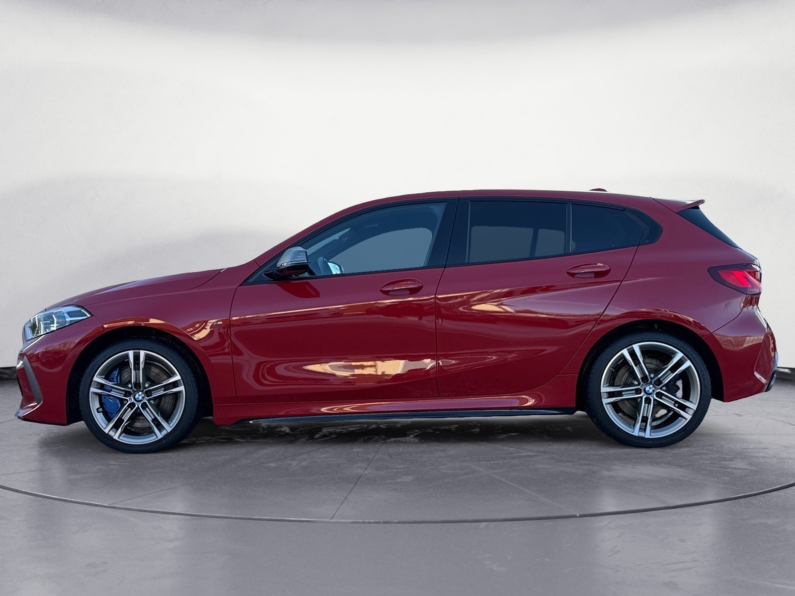 BMW - M135i xDrive