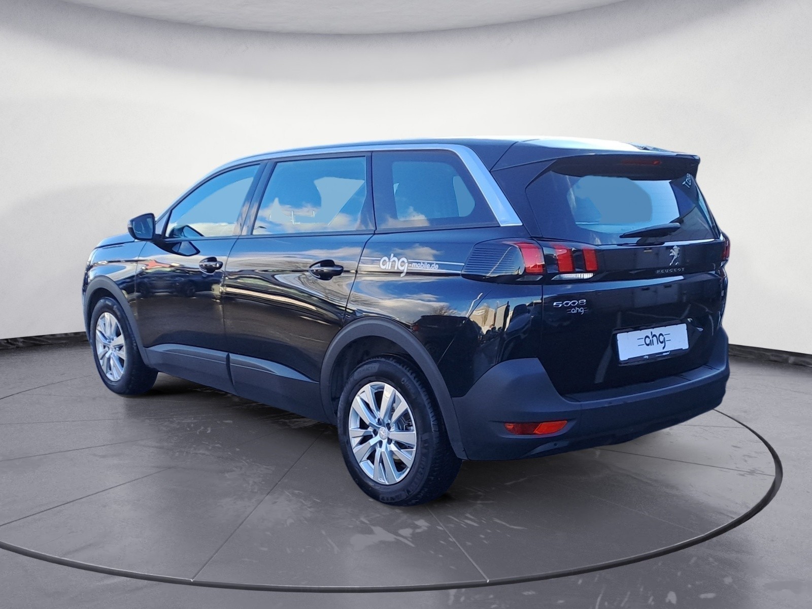 Peugeot - 5008 Active Pack PT 130