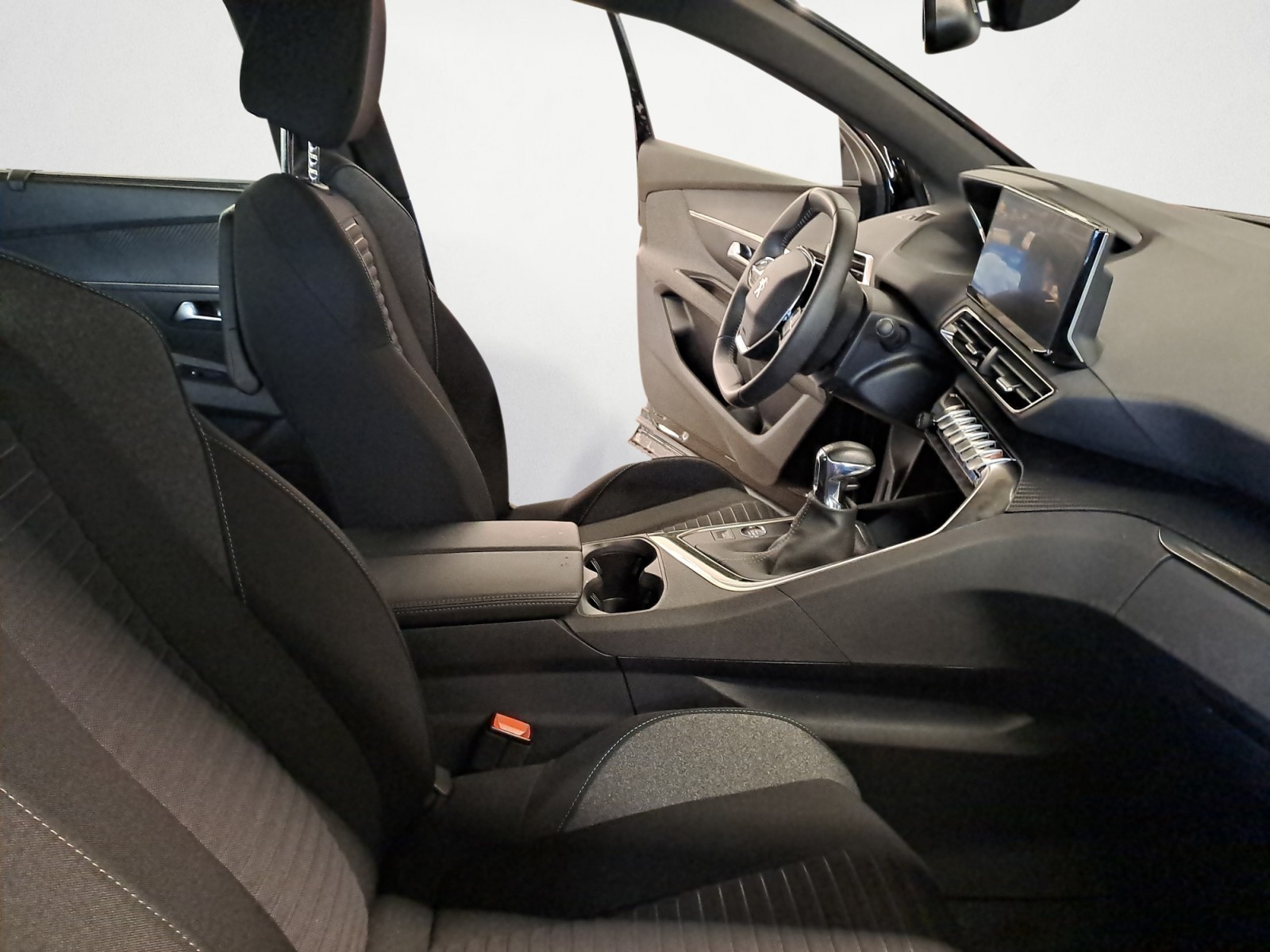 Peugeot - 5008 Active Pack PT 130