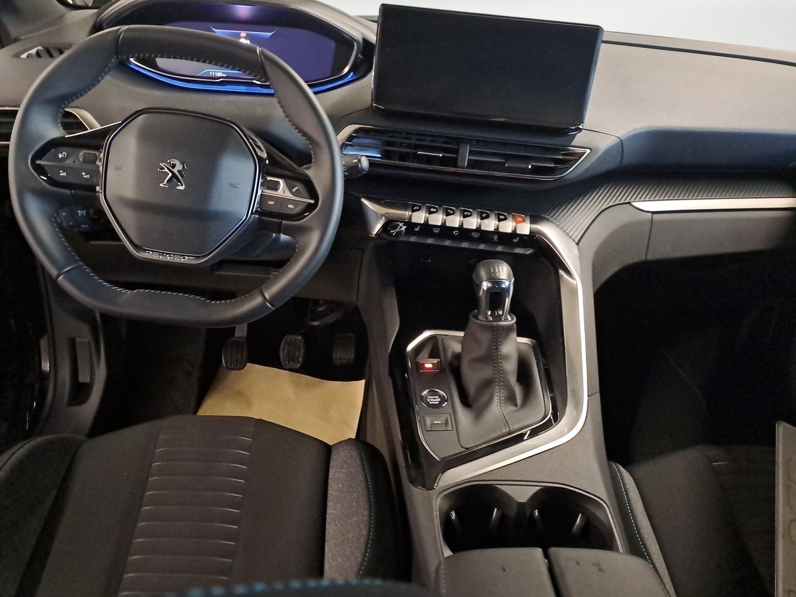 Peugeot - 5008 Active Pack PT 130