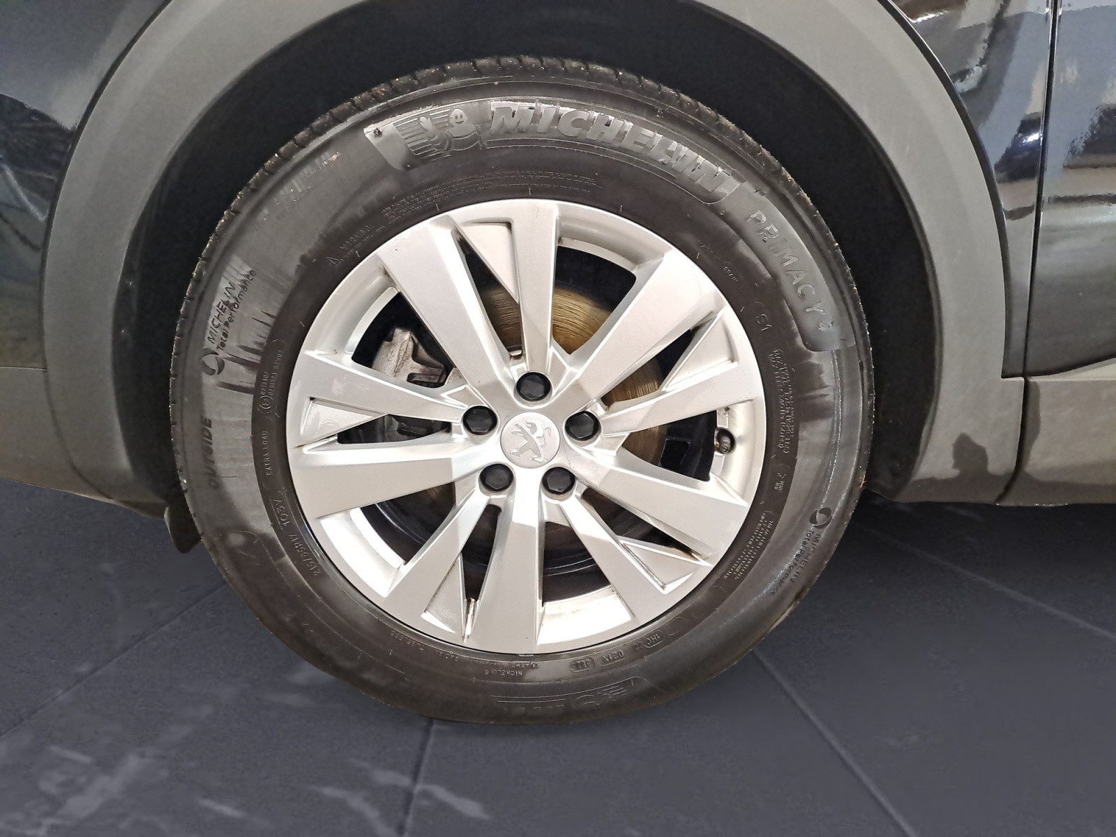 Peugeot - 5008 Active Pack PT 130