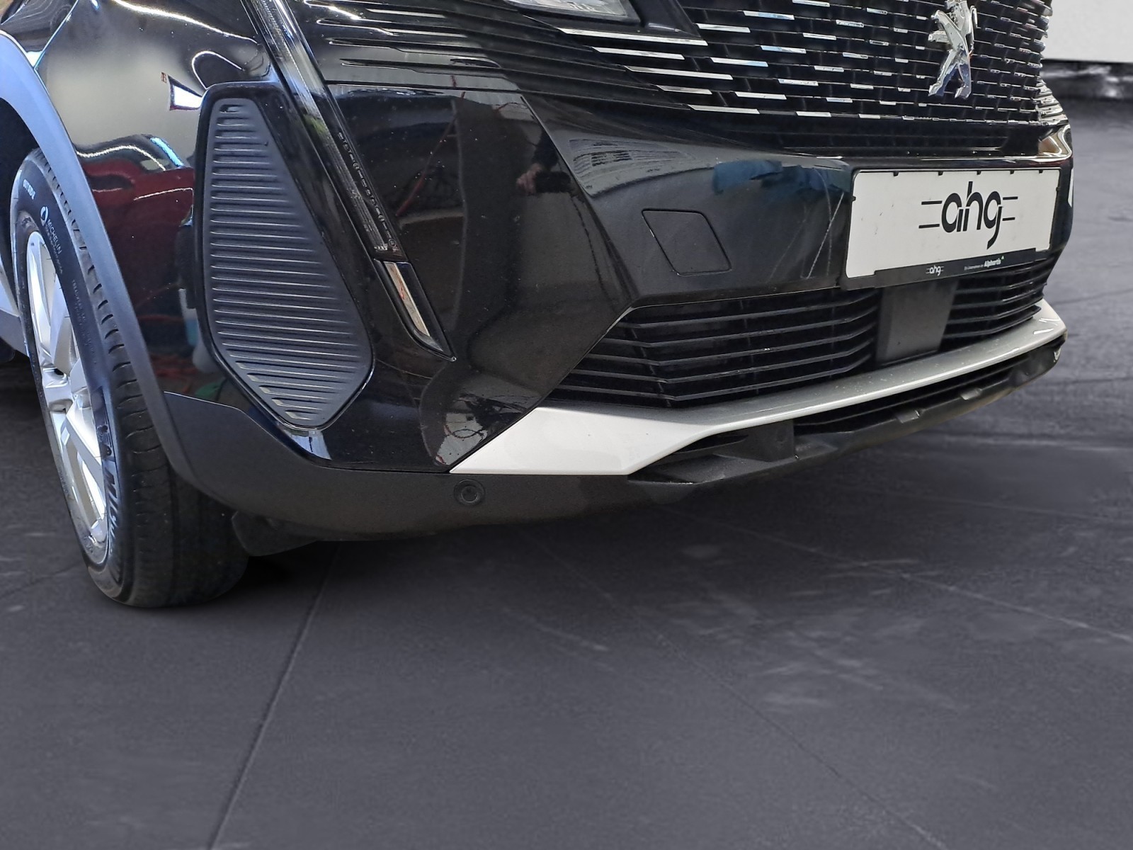 Peugeot - 5008 Active Pack PT 130