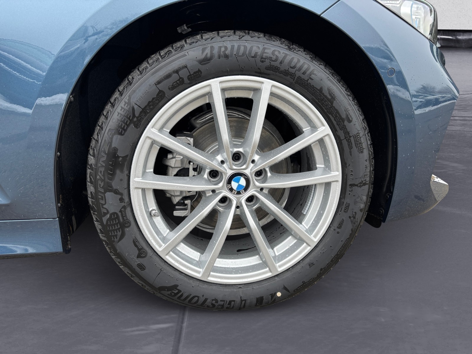 BMW - 318d Touring Auto