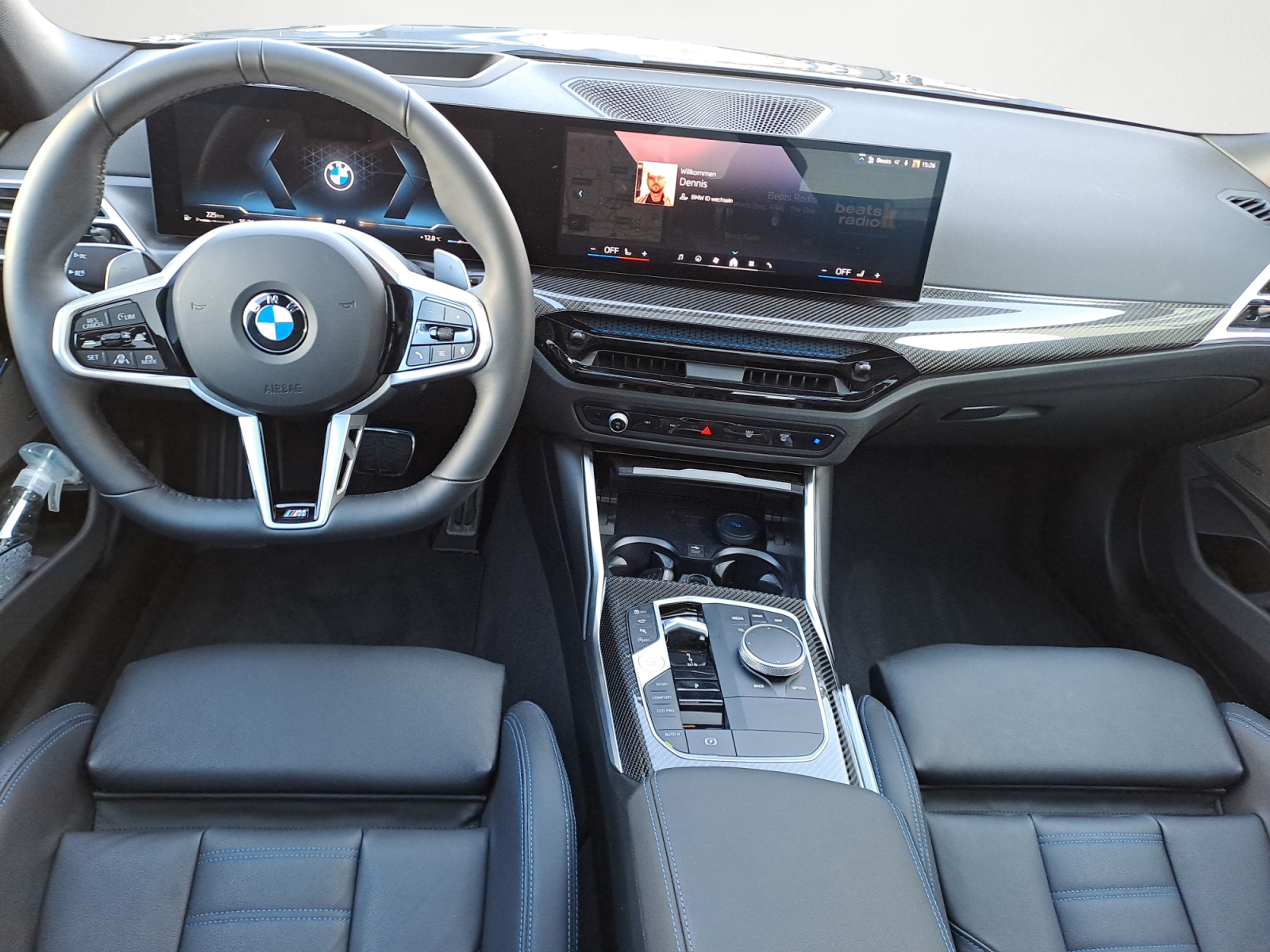 BMW - 330i xDrive Limousine