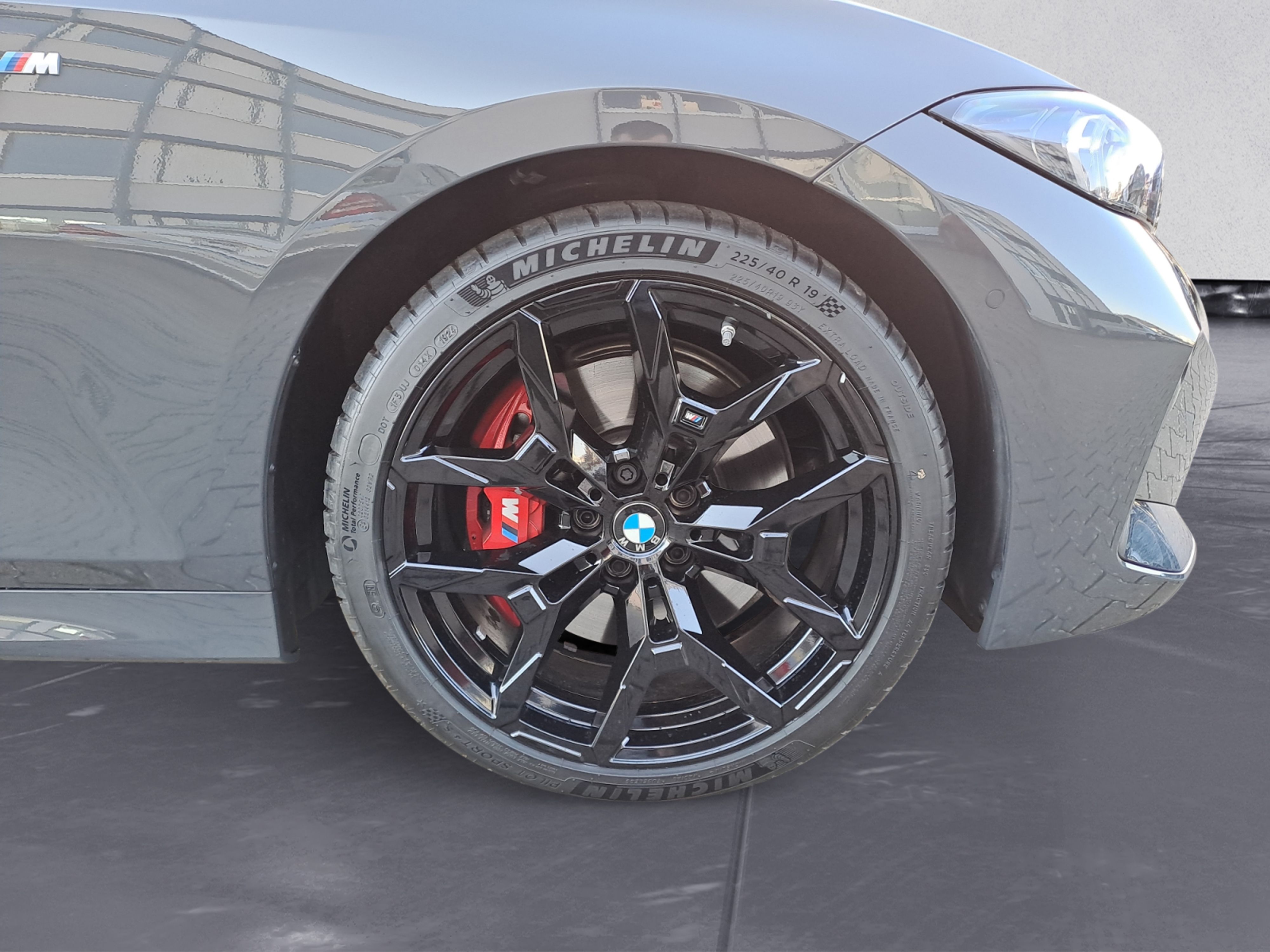 BMW - 330i xDrive Limousine