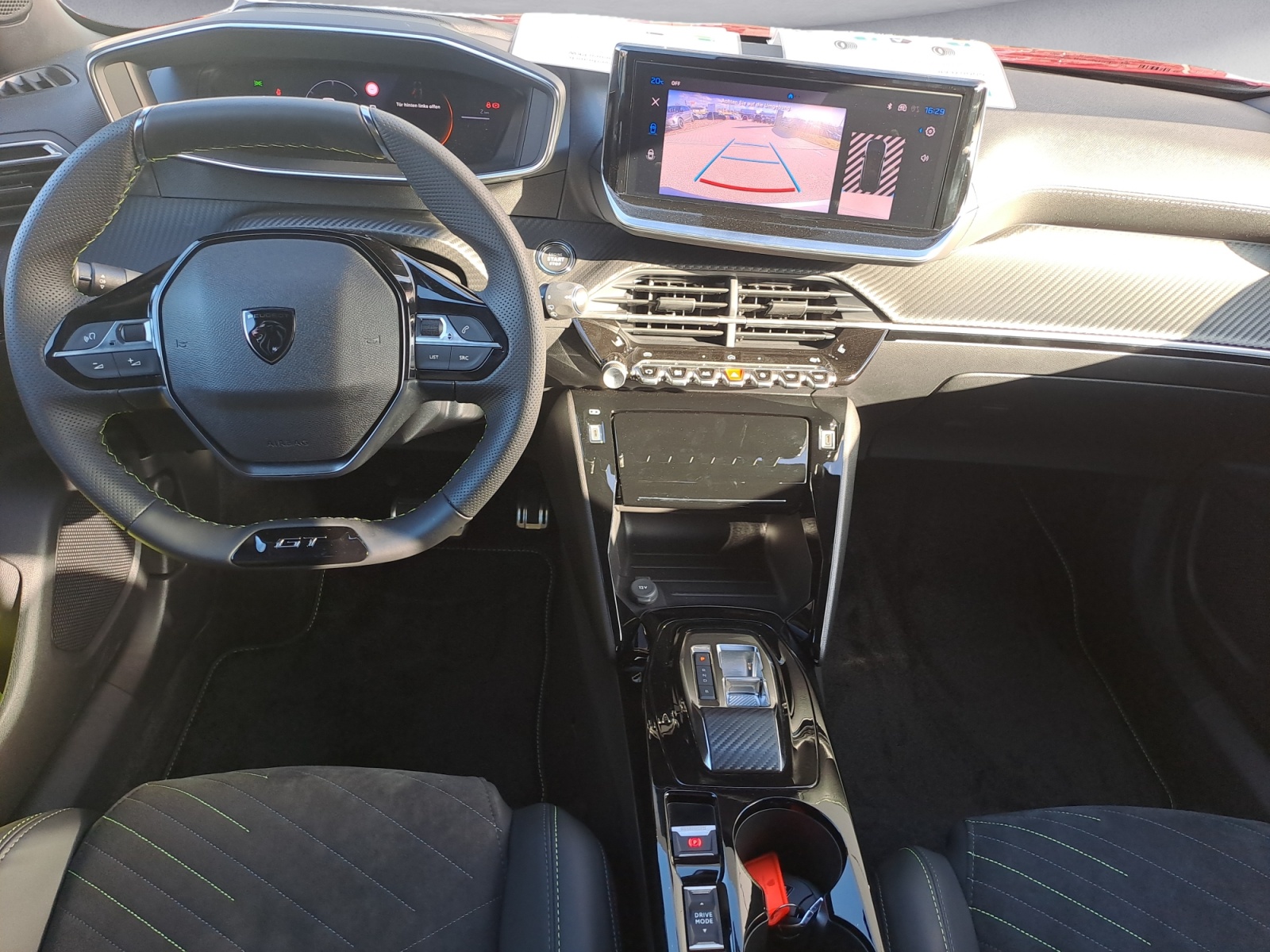 Peugeot - e-2008 GT Elektro 156